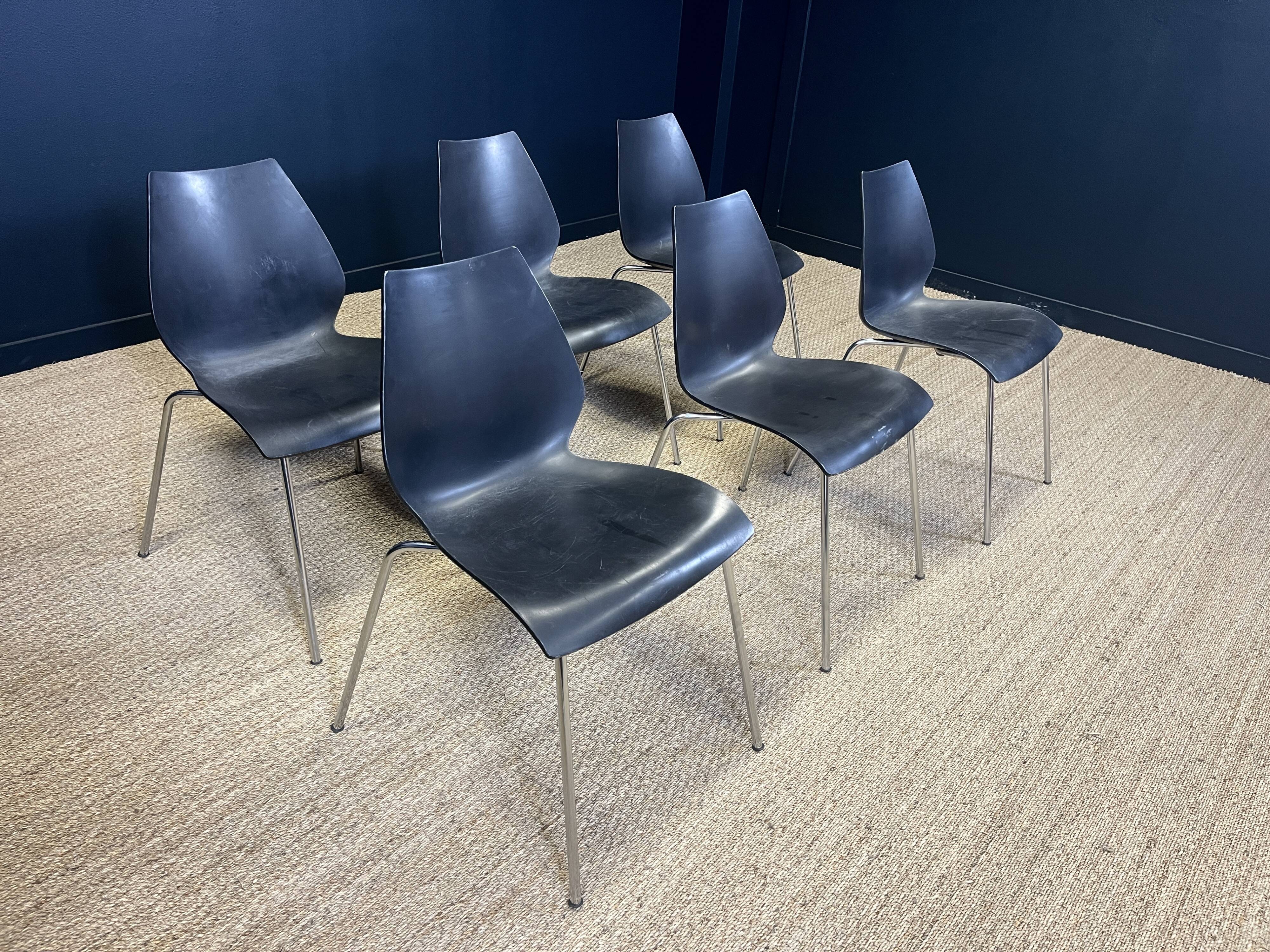 Set of 6 black Maui chairs by Magistretti for Kartell 2000s Italy
