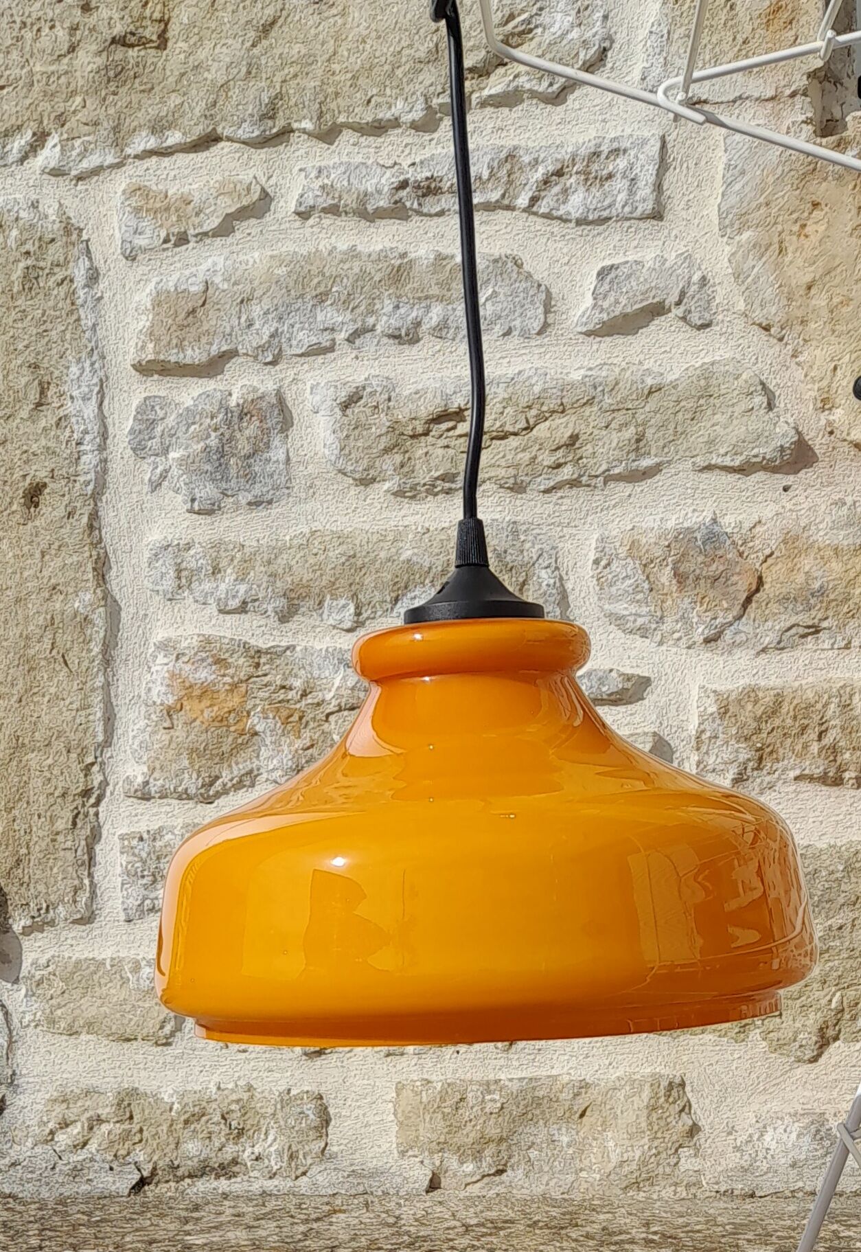 Suspension in orange opaline 70s