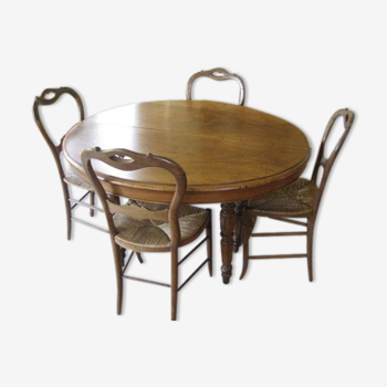 Table Louis Philippe - 4 walnut mulched chairs