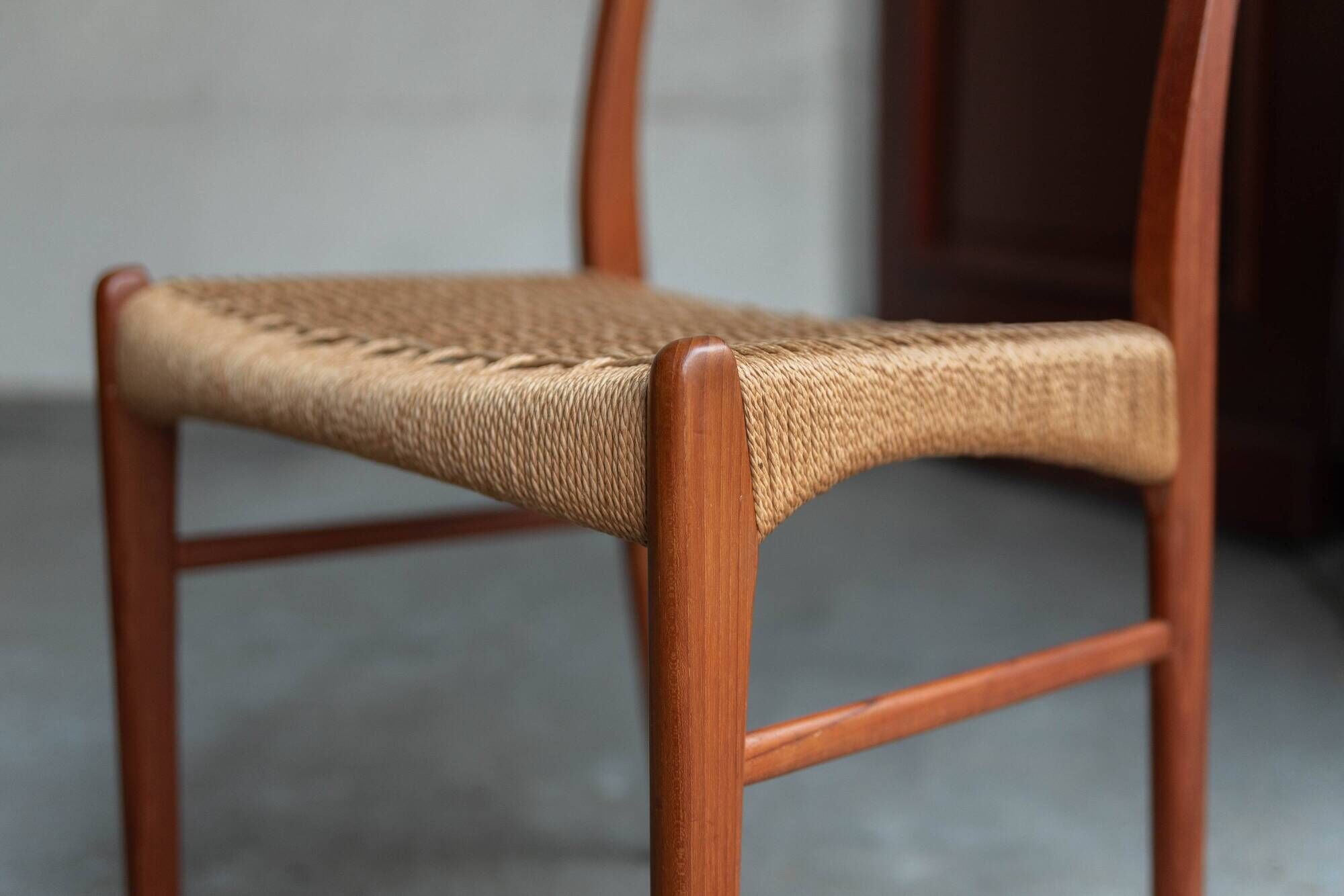 Set of 8 'GS61' dining chairs by Arne Wahl Iversen