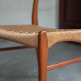 Set of 8 'GS61' dining chairs by Arne Wahl Iversen