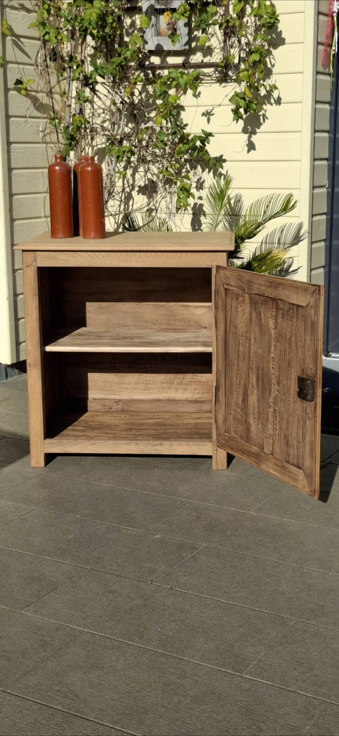 Renovated oak jam maker