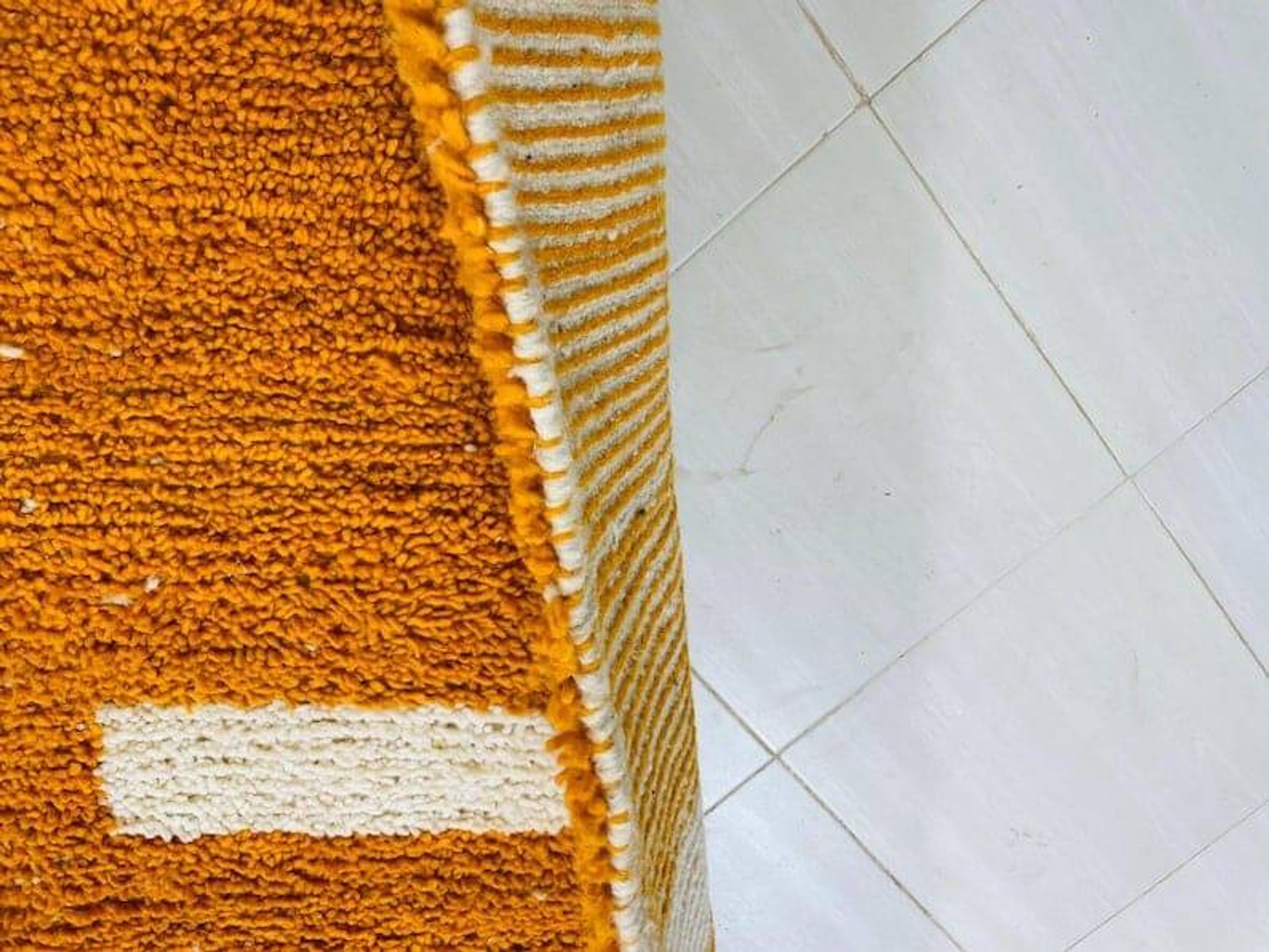 Handmade Moroccan Berber rug, orange, size 150 x 250 cm