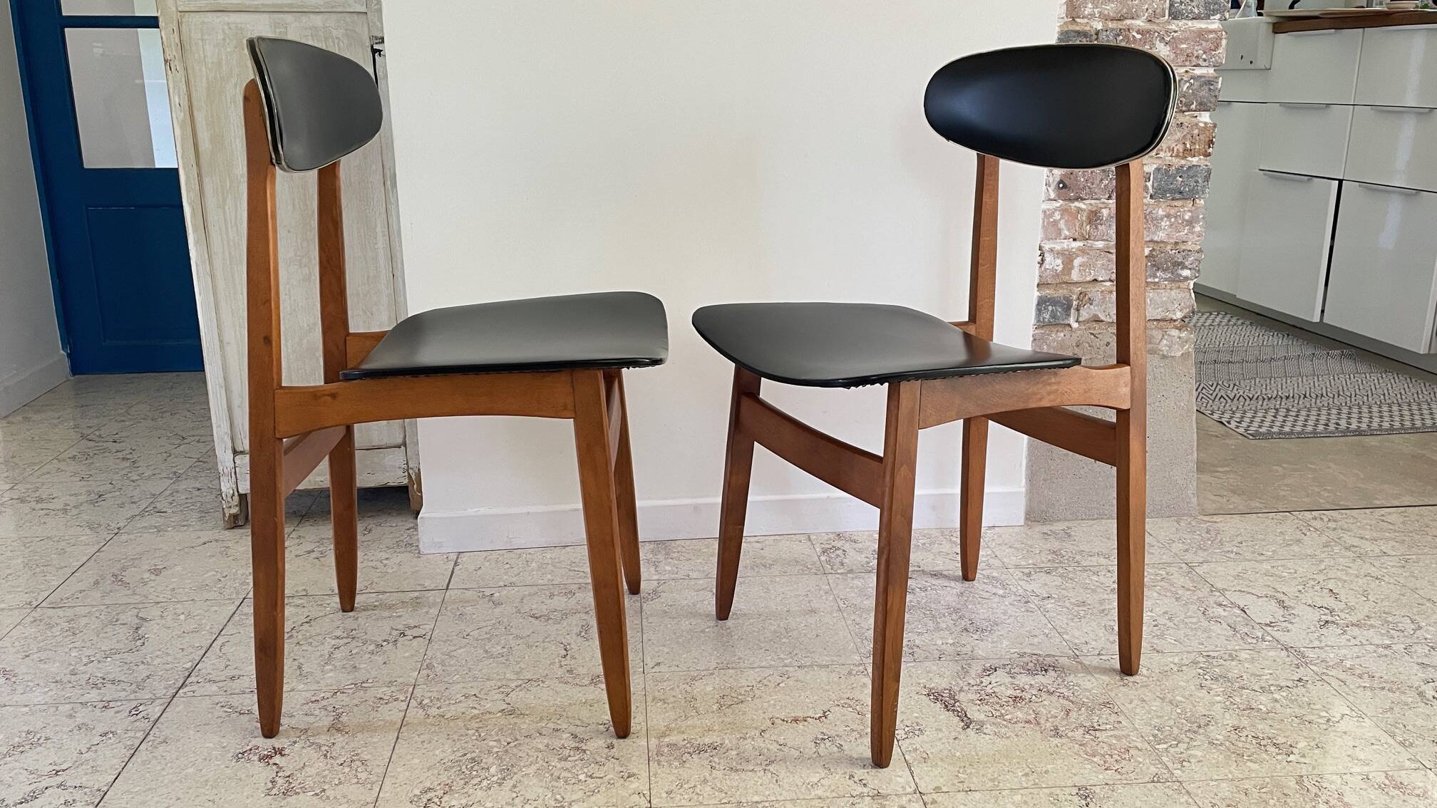 Chic vintage pair of Scandinavian chairs