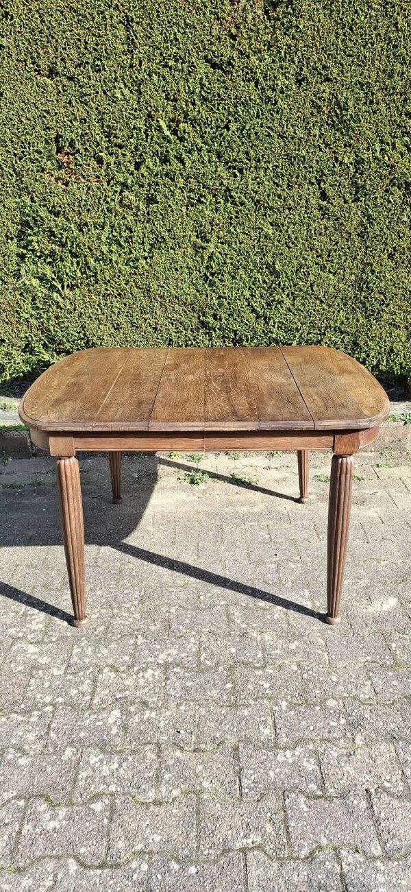 Table ancienne en chêne massif
