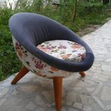 Pair of egg chairs