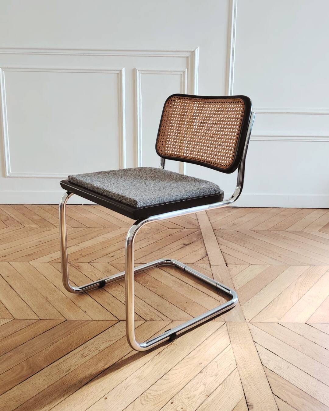 Cesca chair B32 style Marcel Breuer renovated, year 87