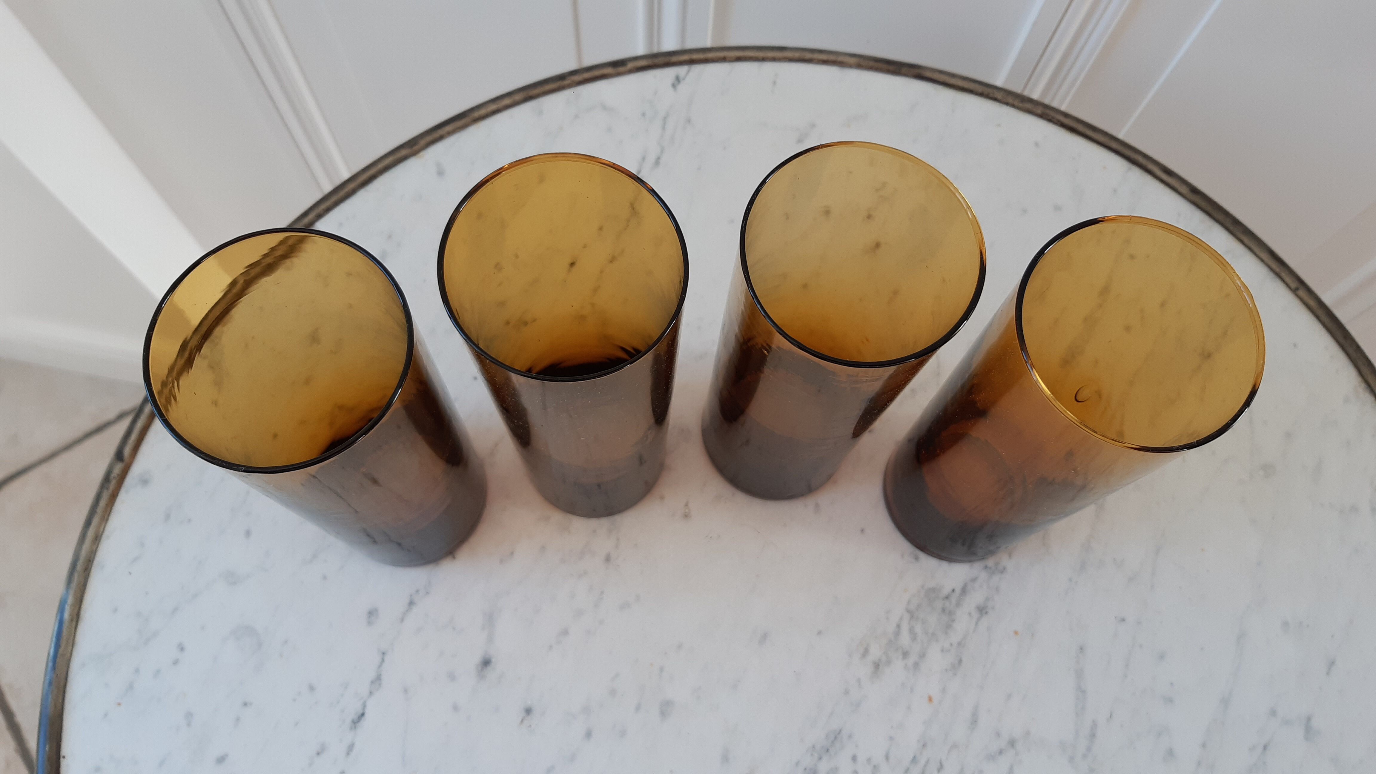 Set of 4 amber glass glasses with thick bottoms 70s