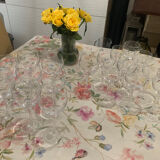 Crystal wine glasses (bud-shaped foot)