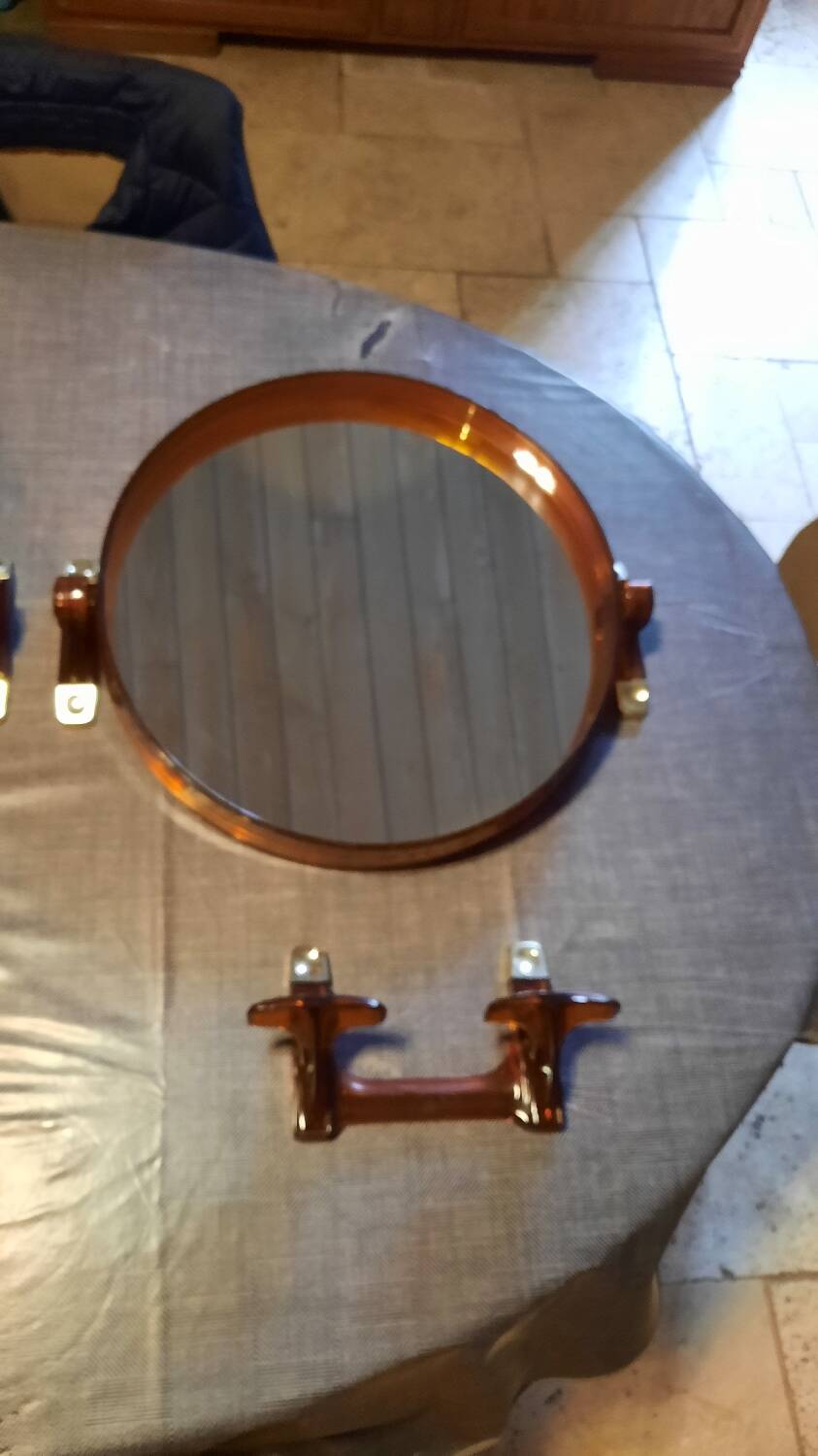 Ensemble 2 miroirs et 2 porte manteau année 70