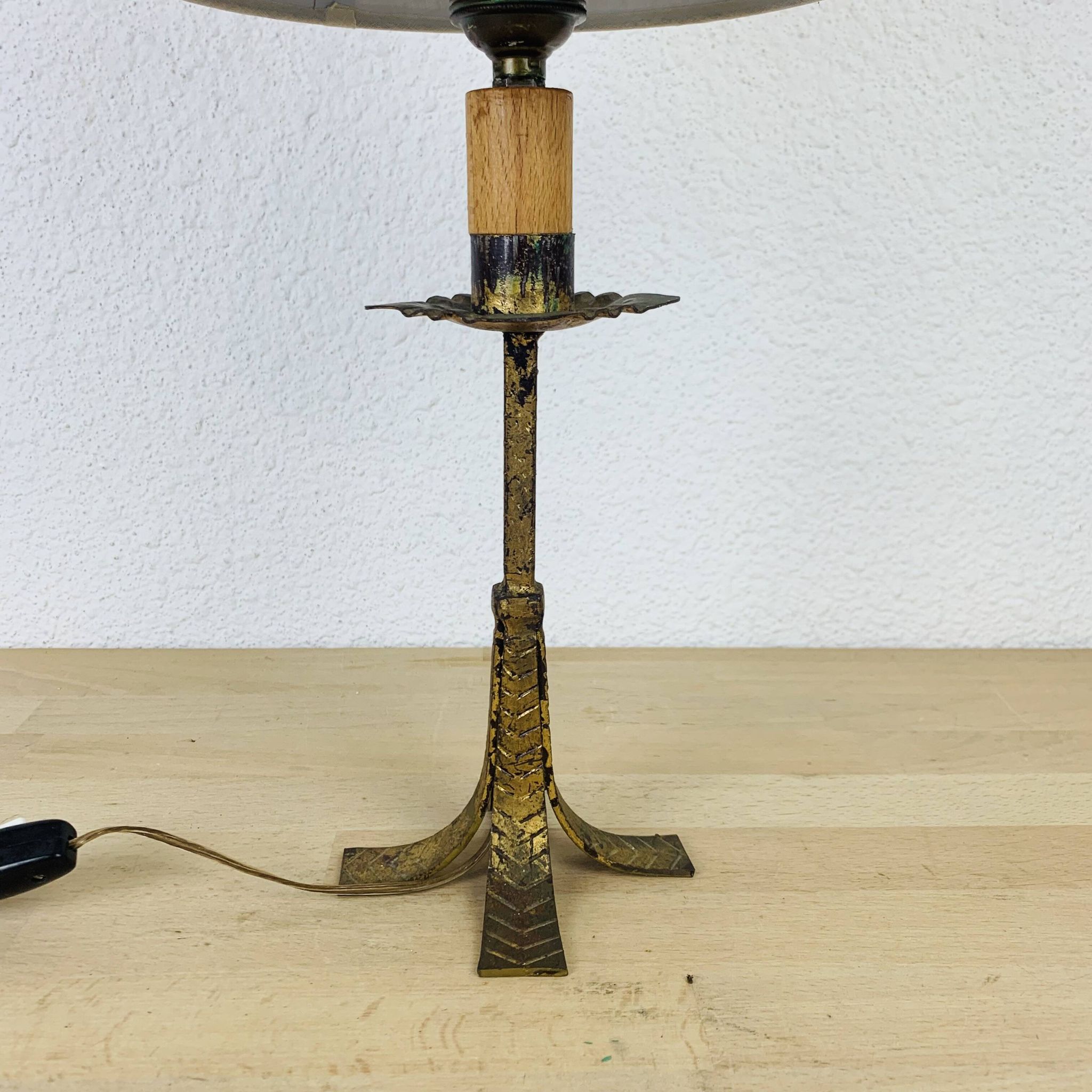 Lampe fer forgé doré travail espagnol