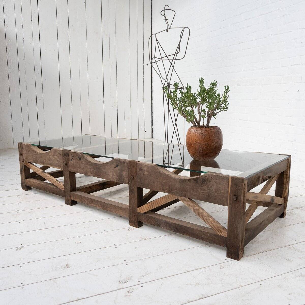 Grande table basse primitive, années 1900