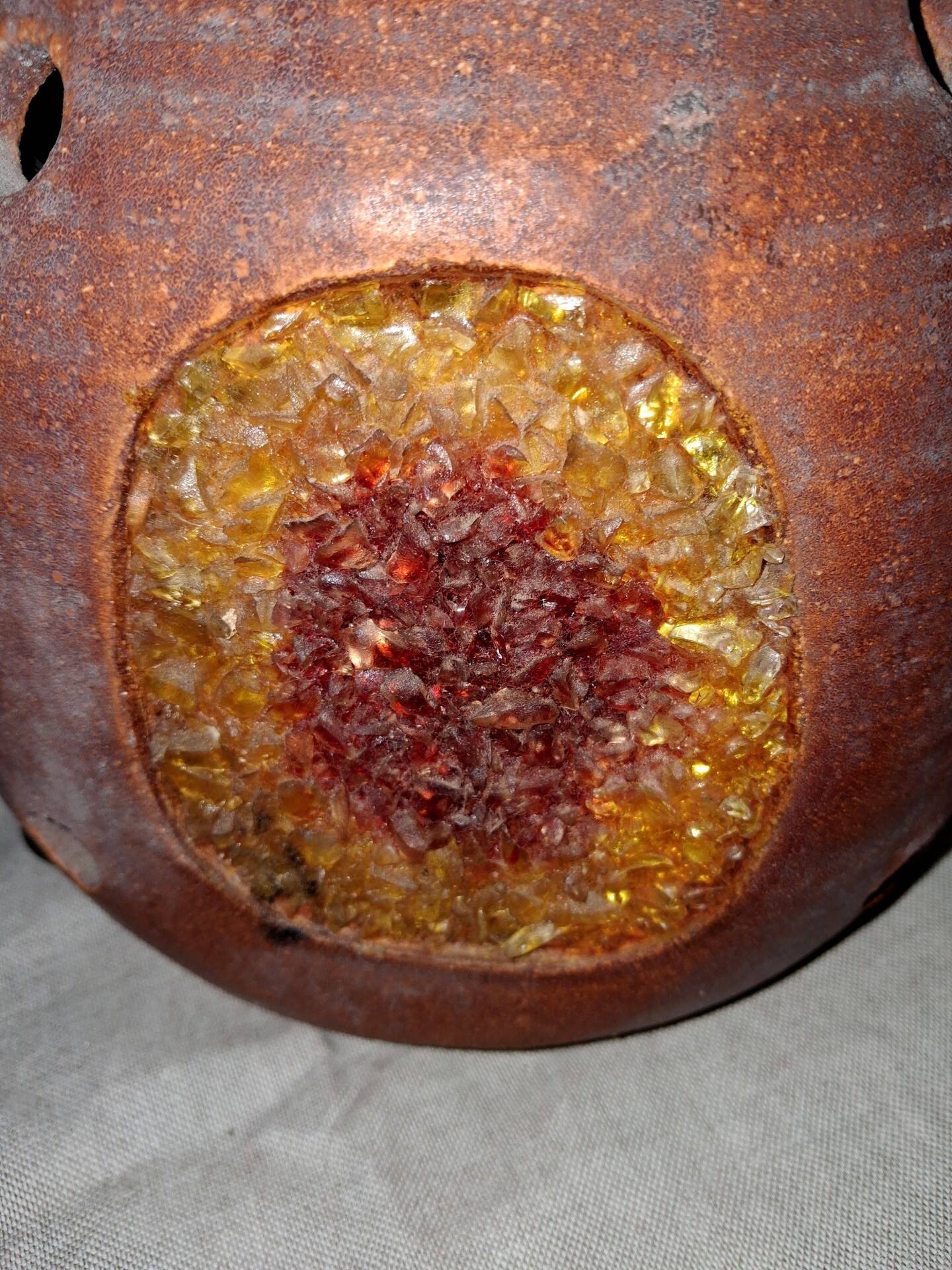 Ceramic lamp with enamel and glass inclusions