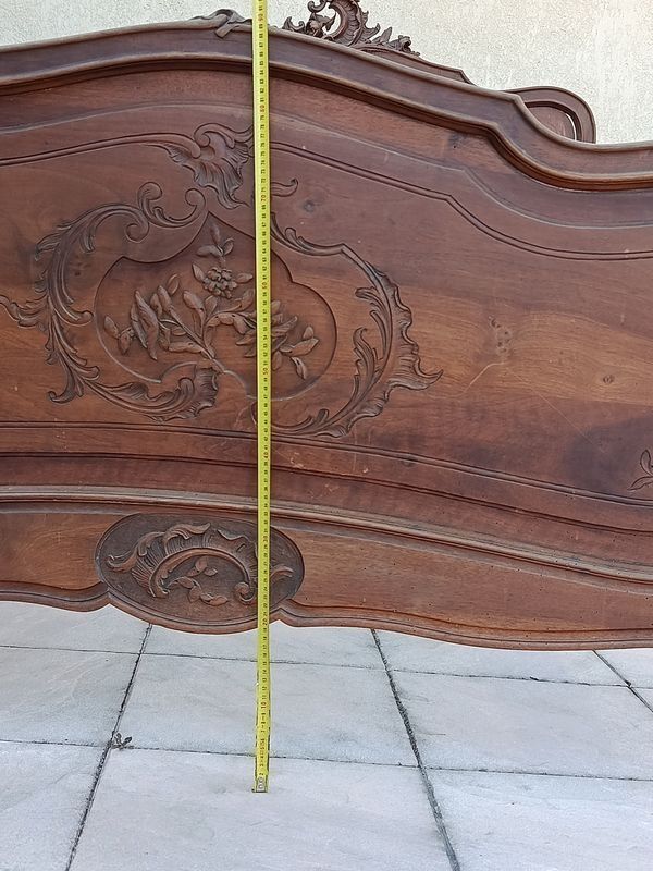 Walnut cabinetmaker's bed