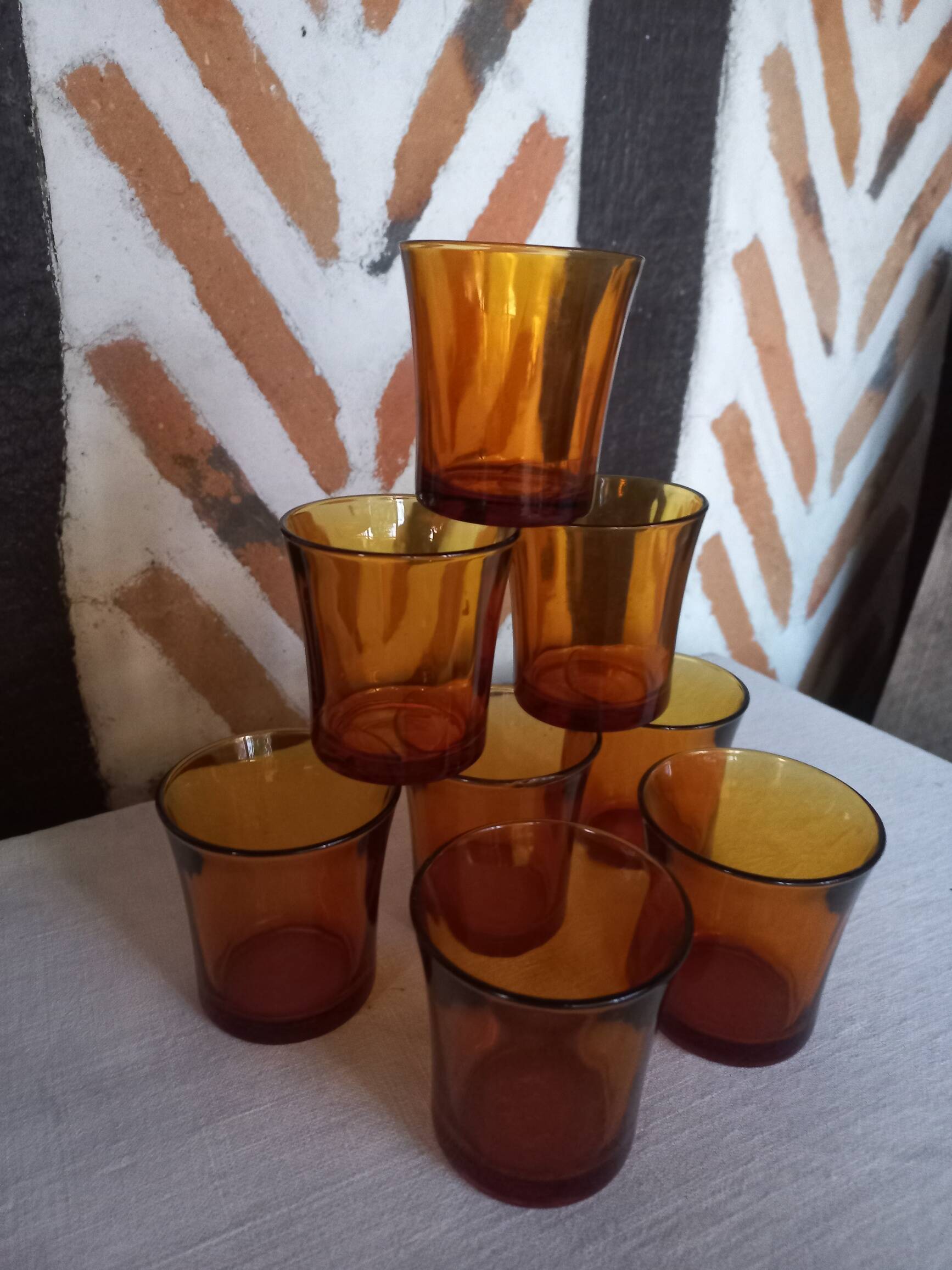 8 Duralex amber tumbler glasses