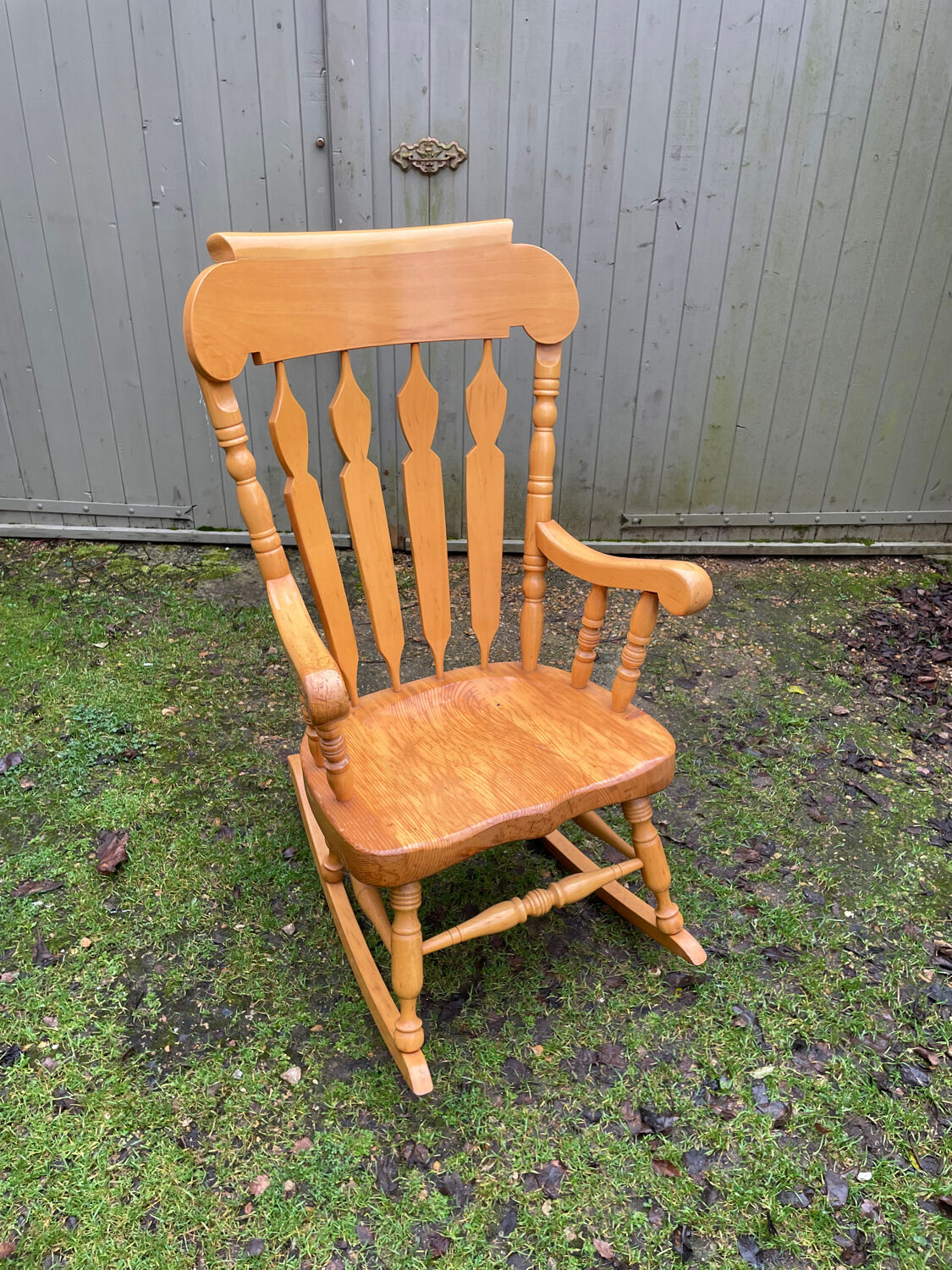 Rocking chair