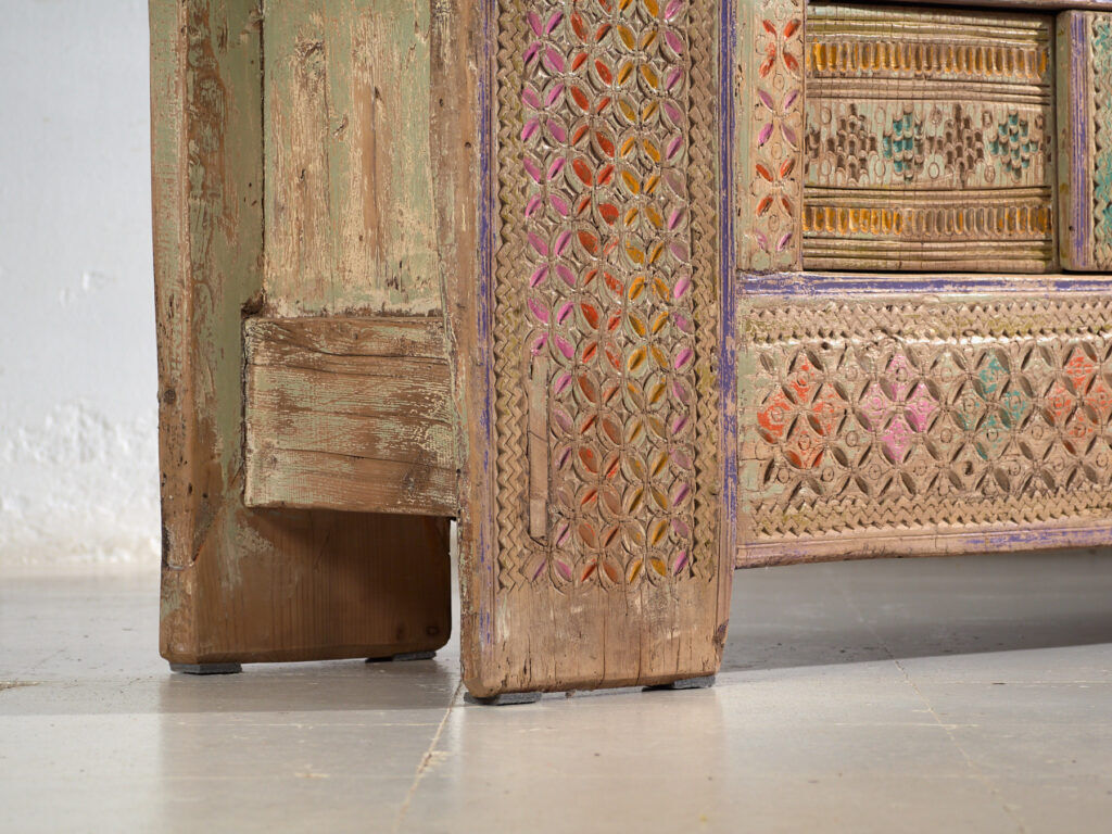 Antique buffet painted in pine wood – Xinjiang, circa 1930