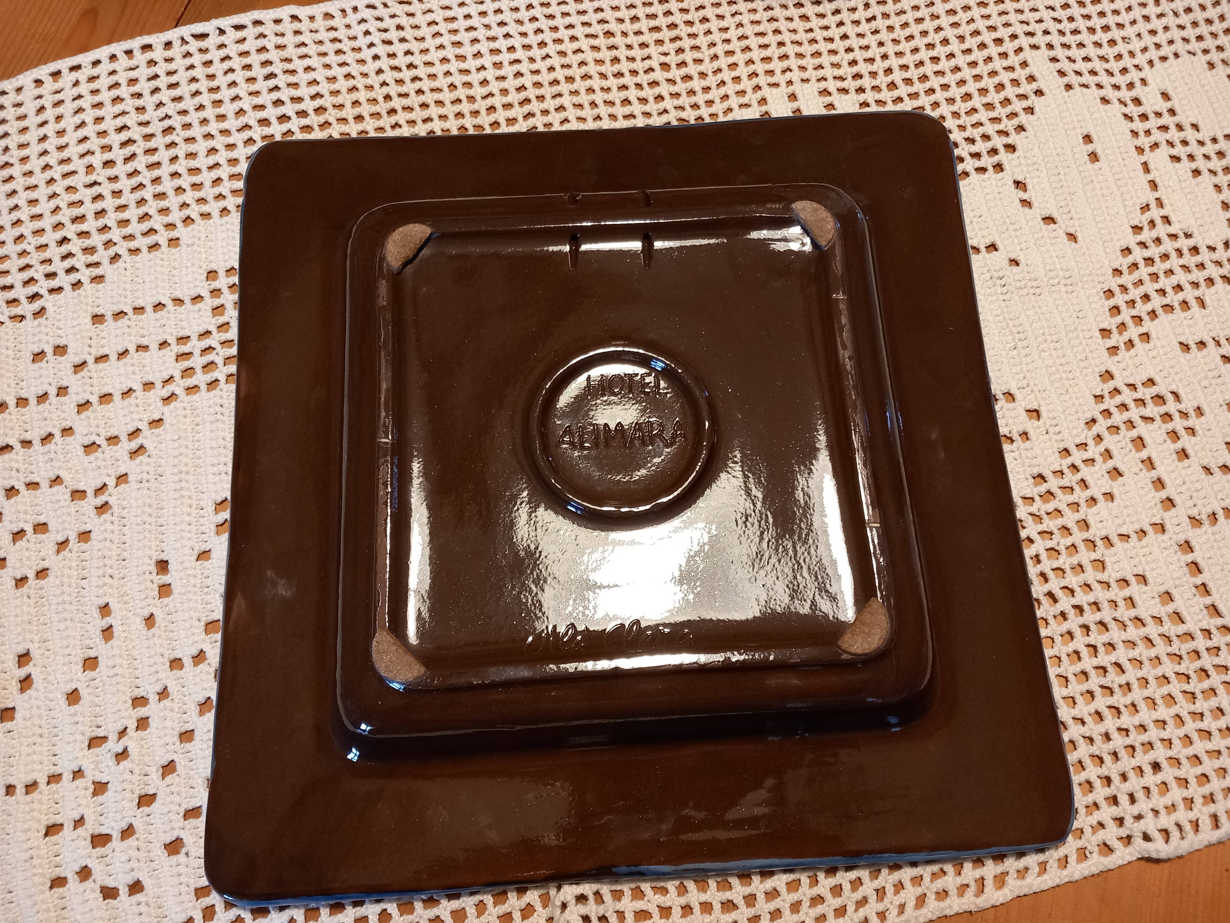 Glazed ceramic centrepiece signed Vila Clara