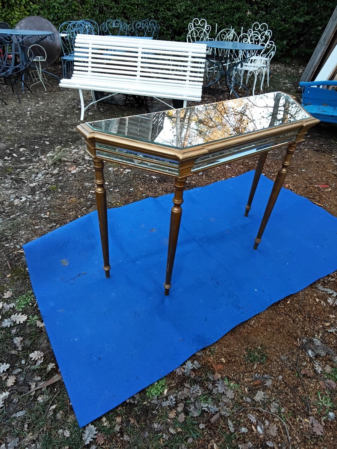 Golden vintage console