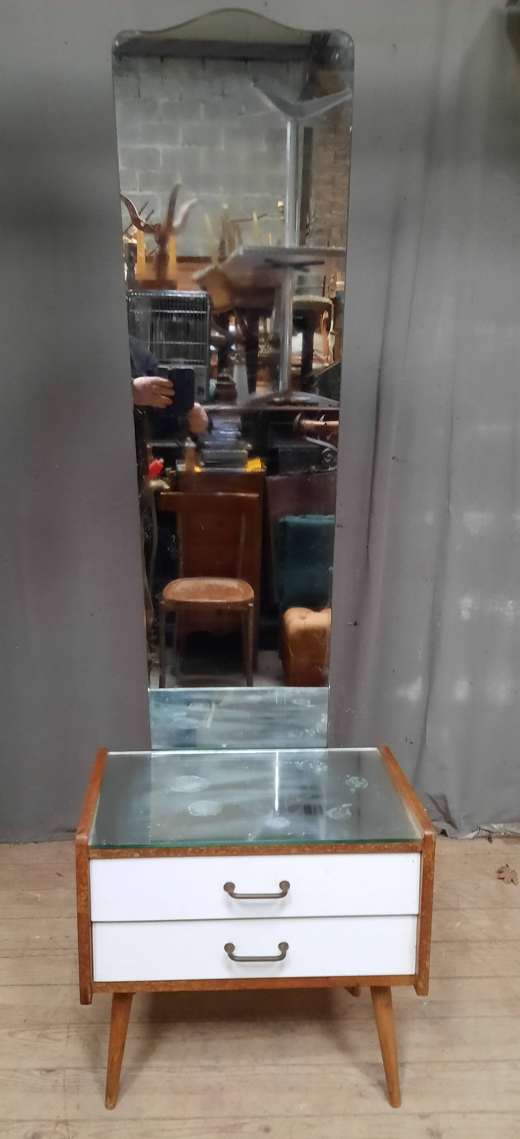 Vintage dressing table