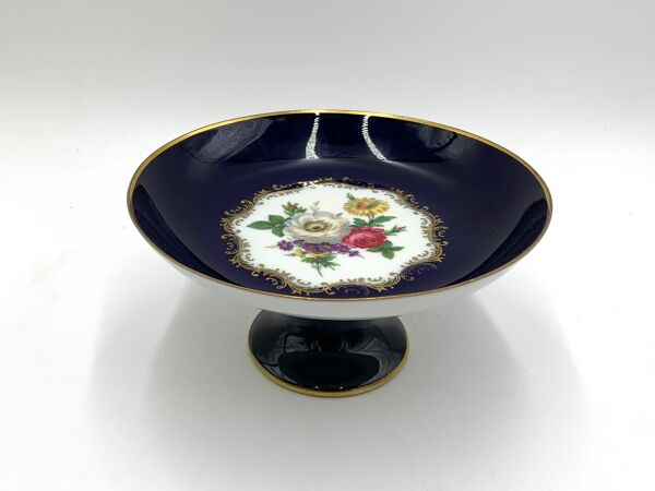 Assiette en porcelaine sur un pied, Bavaria Schumann Arzberg, années 1960 / 1970.