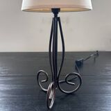 Tripod lamp