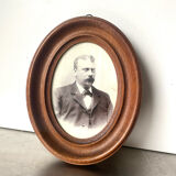 Cadre ovale en bois antique, 19,5 cm x 15,5 cm