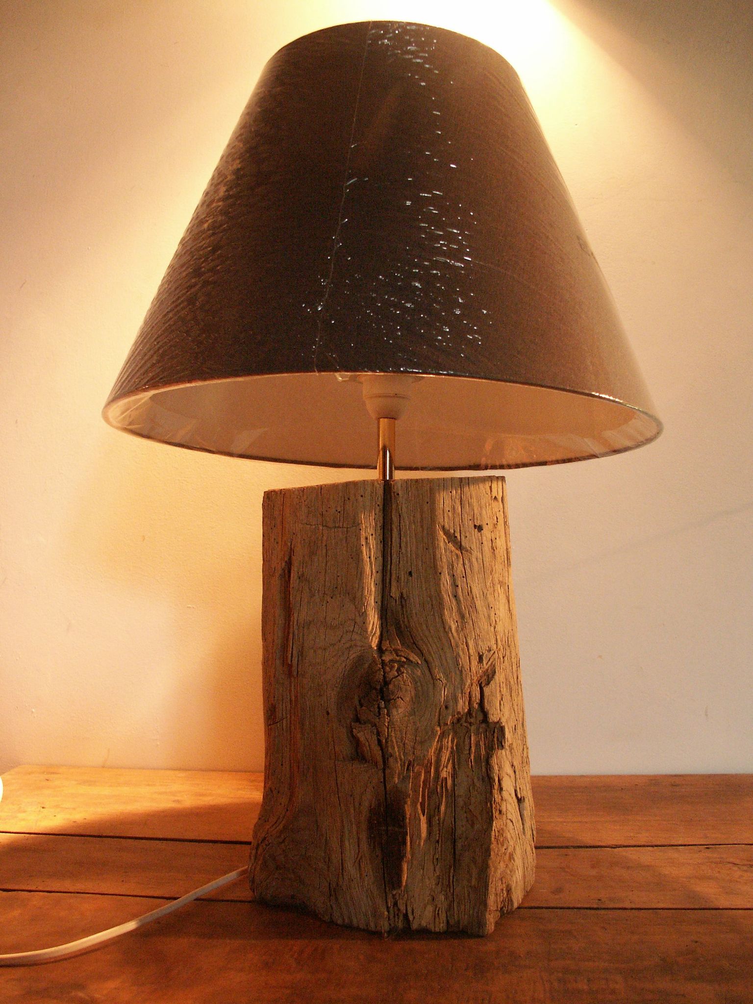 Lampe sur poutre en chêne ancienne