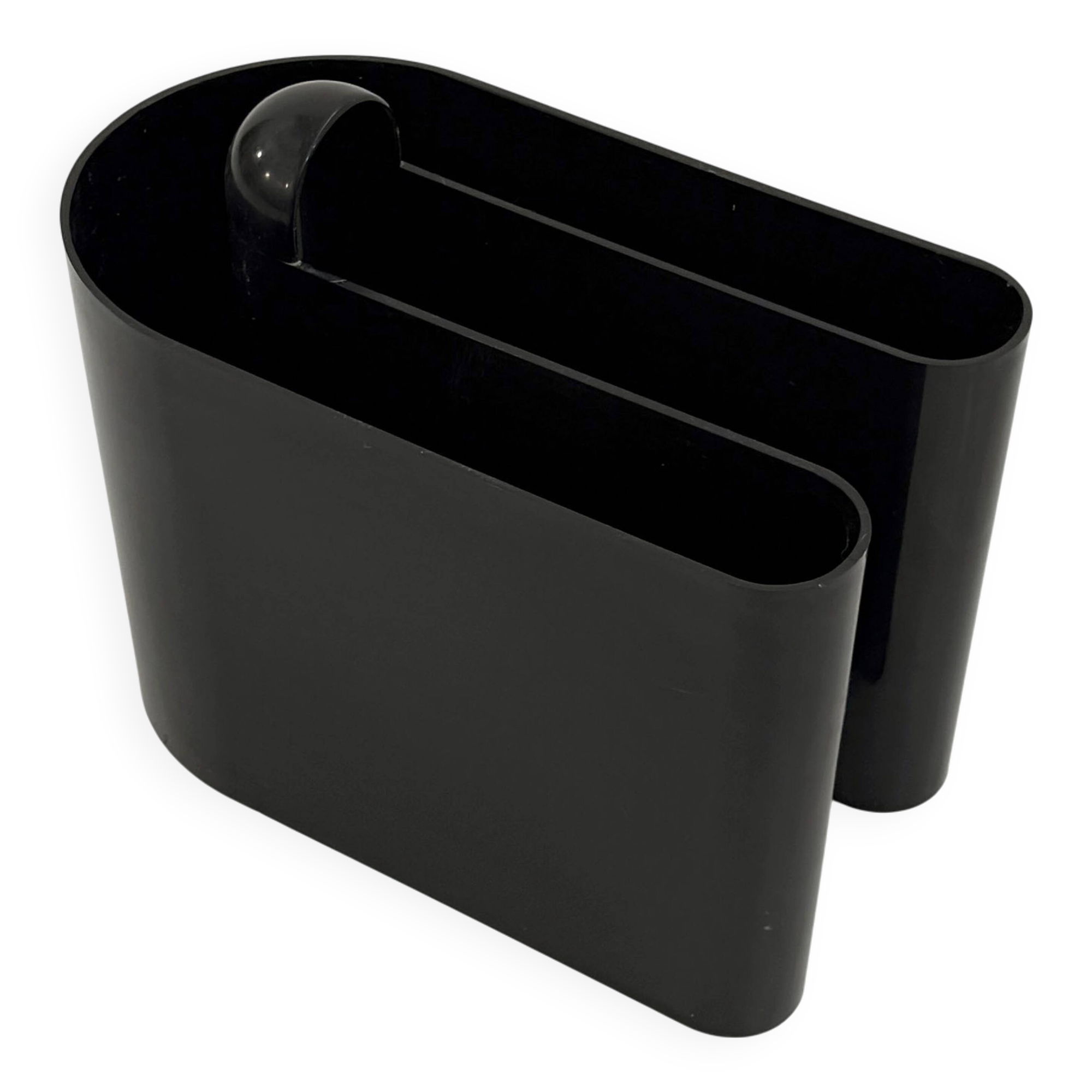 Black magazine rack by Rodolfo Bonetto for Bilumen, 1970