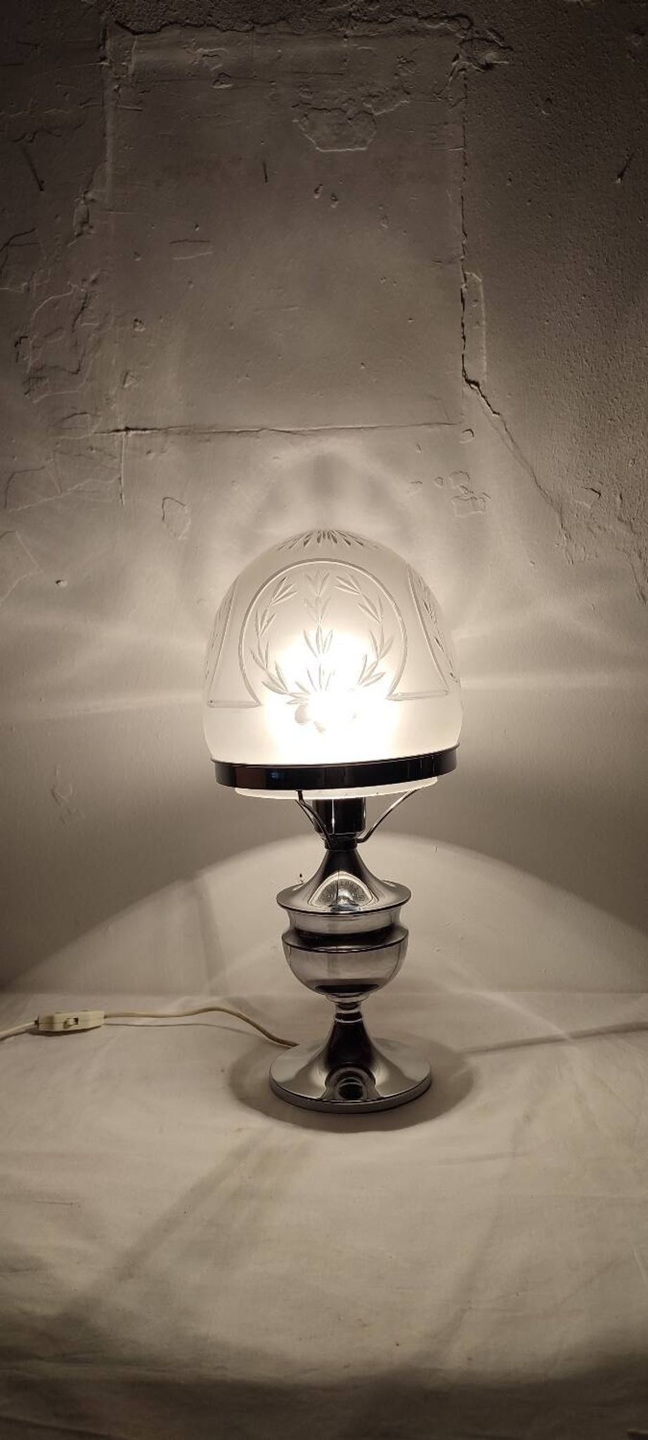 Lámpara de mesa de cristal. Spain, 1960s.