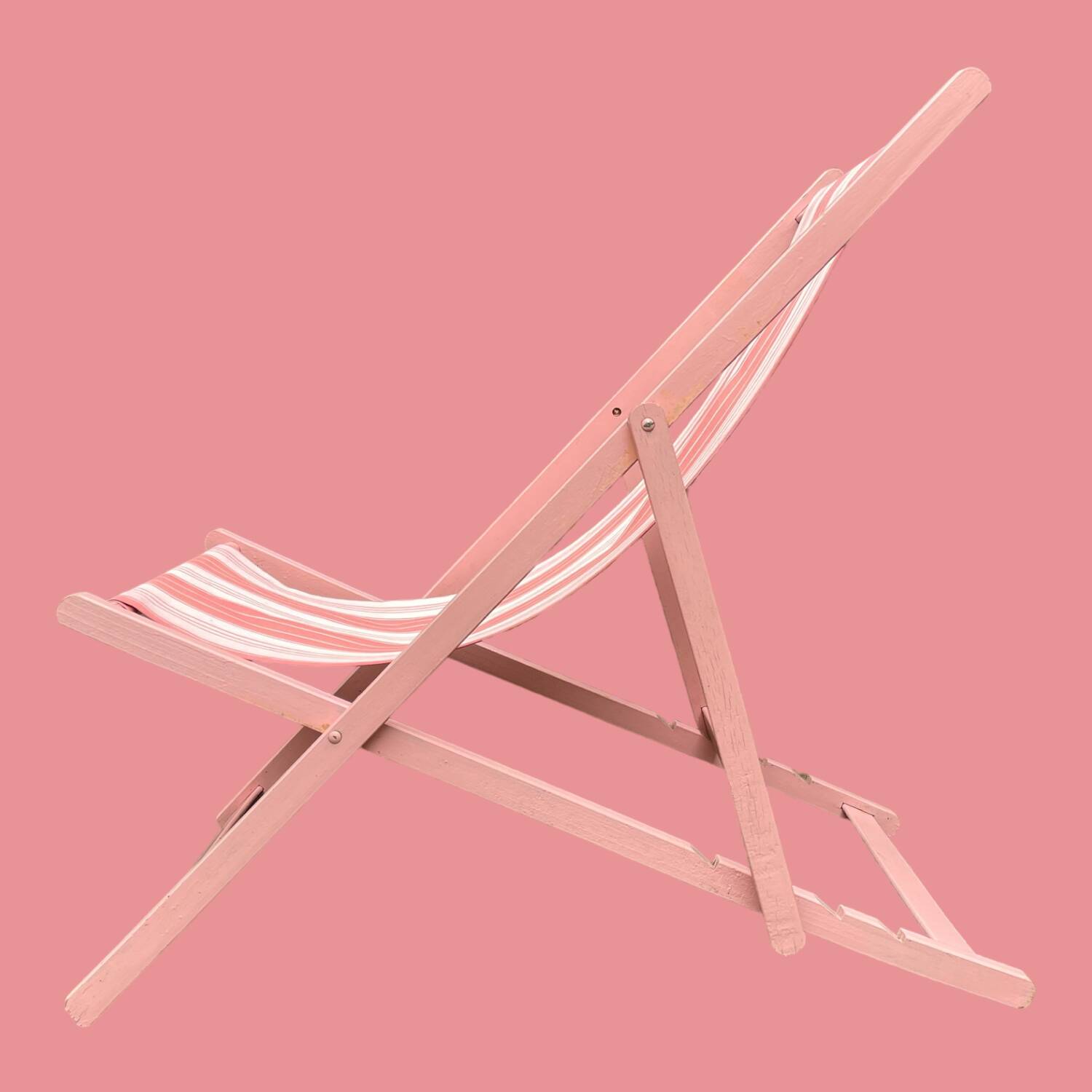 Vintage folding deck chair