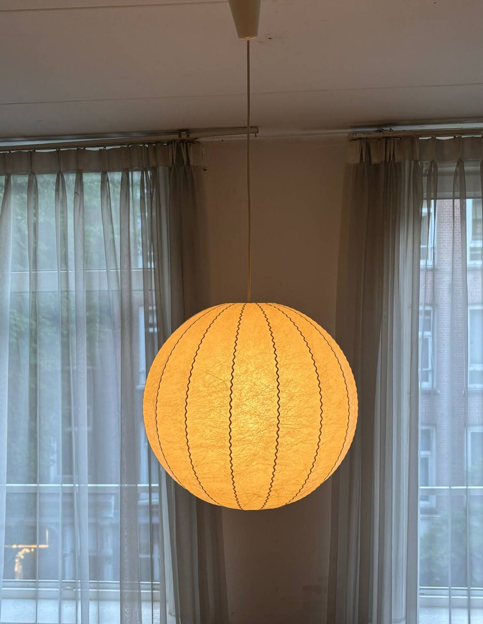 Spherical cocoon  Pendant Lamp