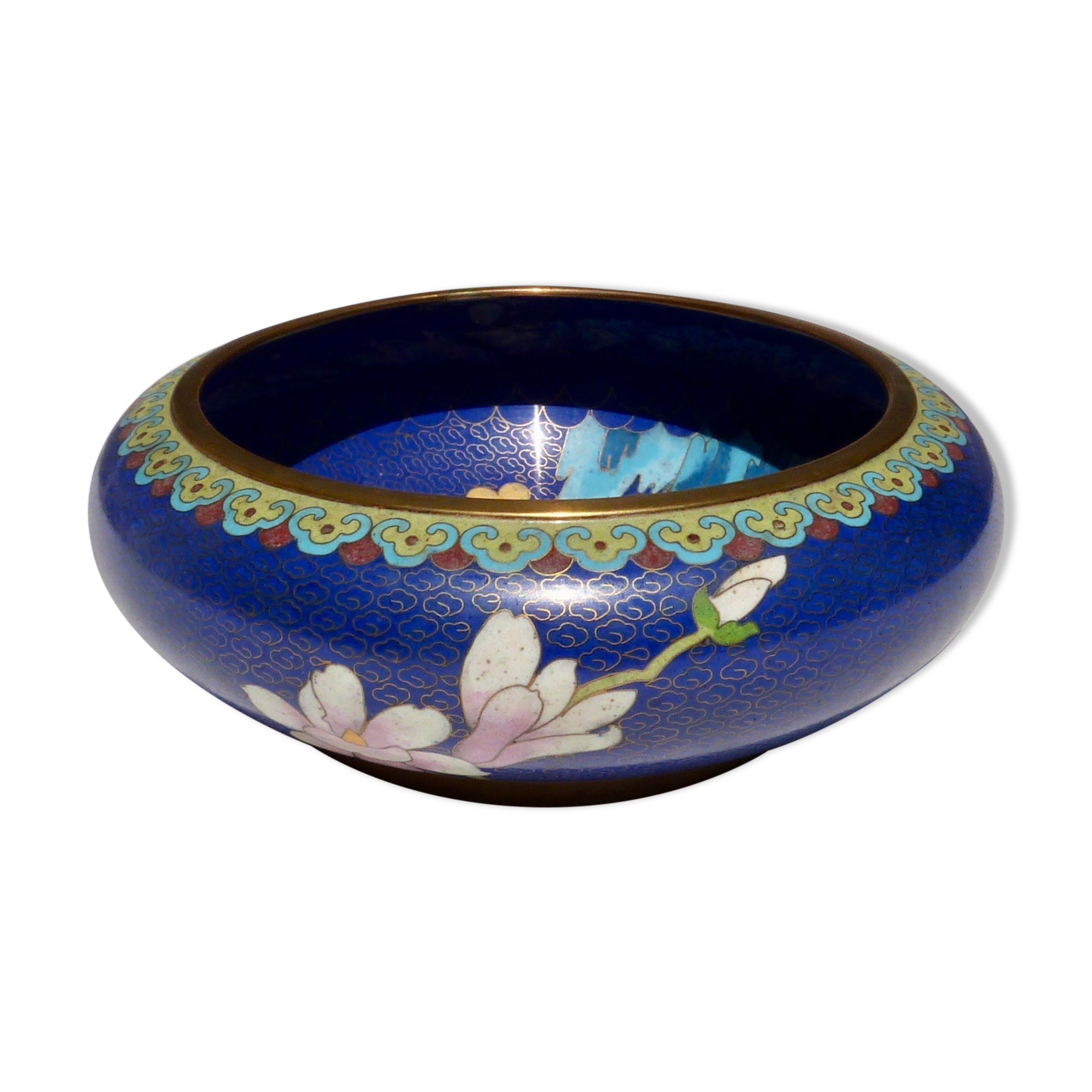 Empty partitioned brass pocket