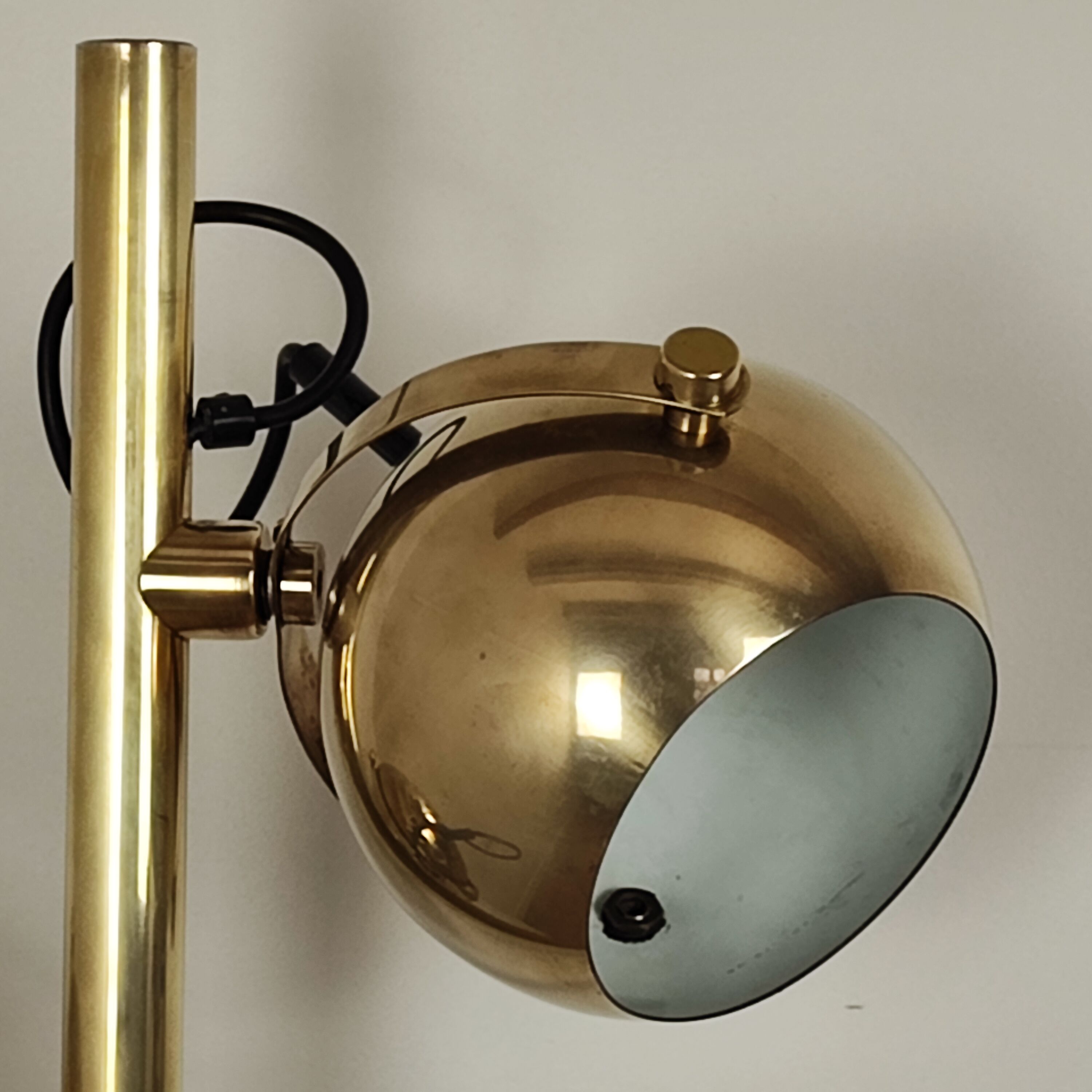 Lamppost Eyeball BDGM