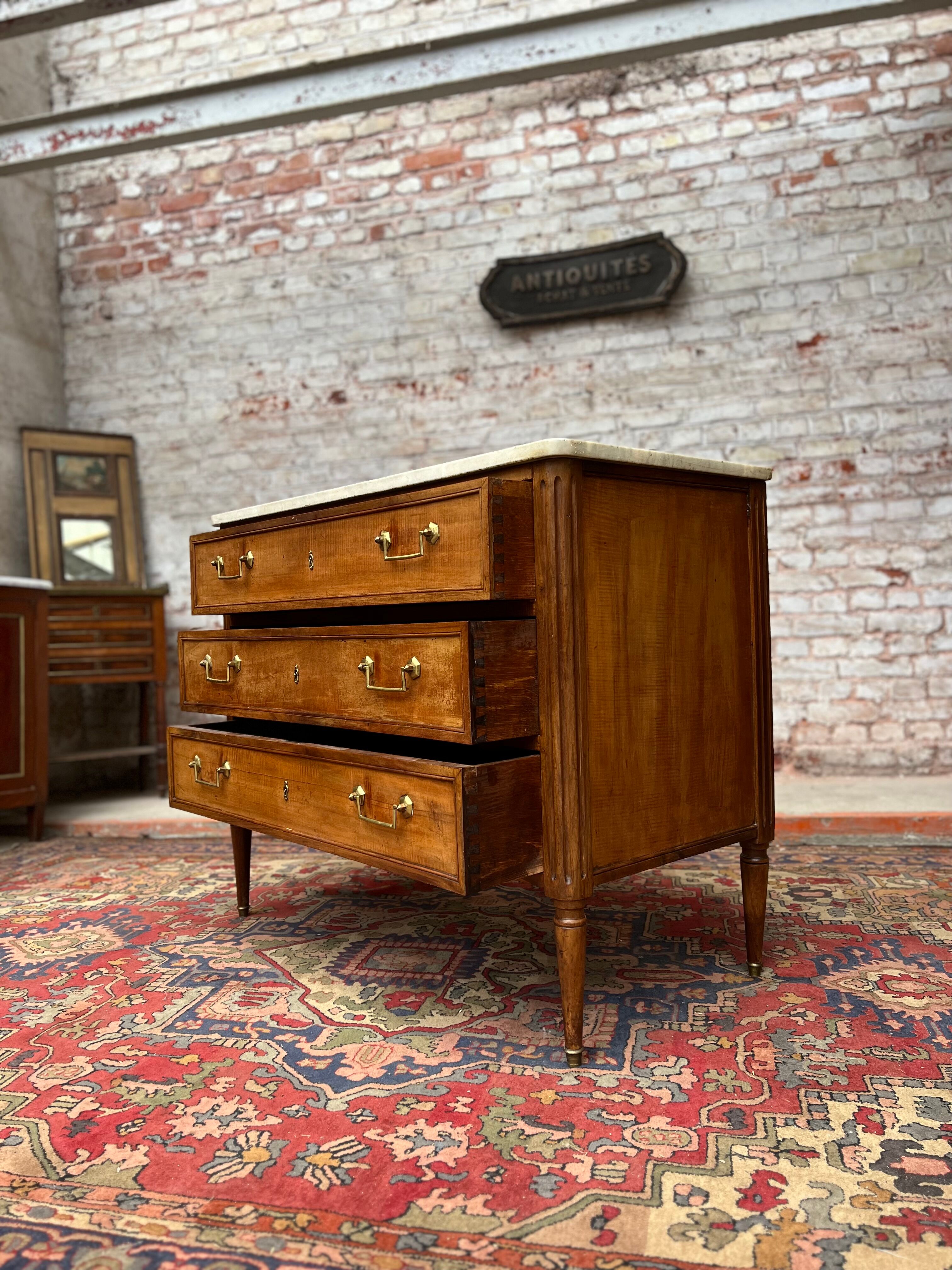 Louis XVI style mahogany chest of drawers