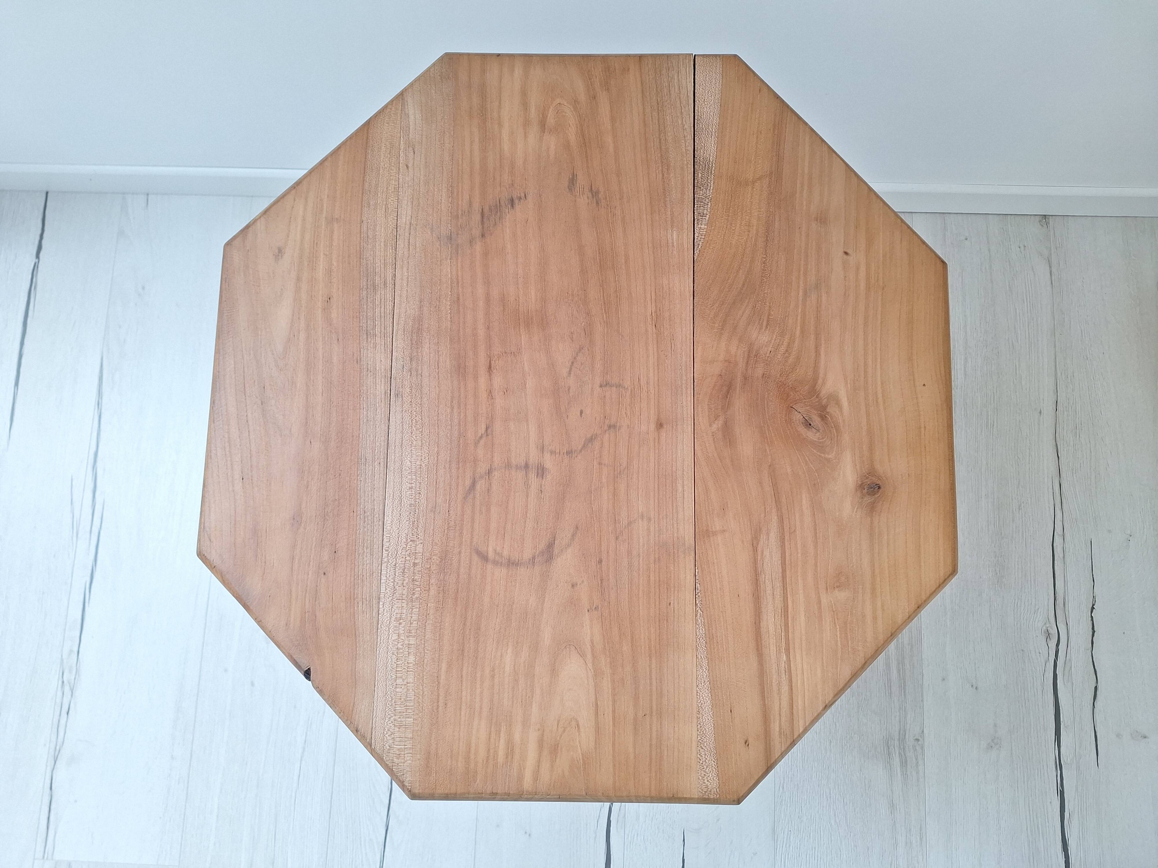 Table basse / bout de canapé / Table d'appoint tripode plateau octogone