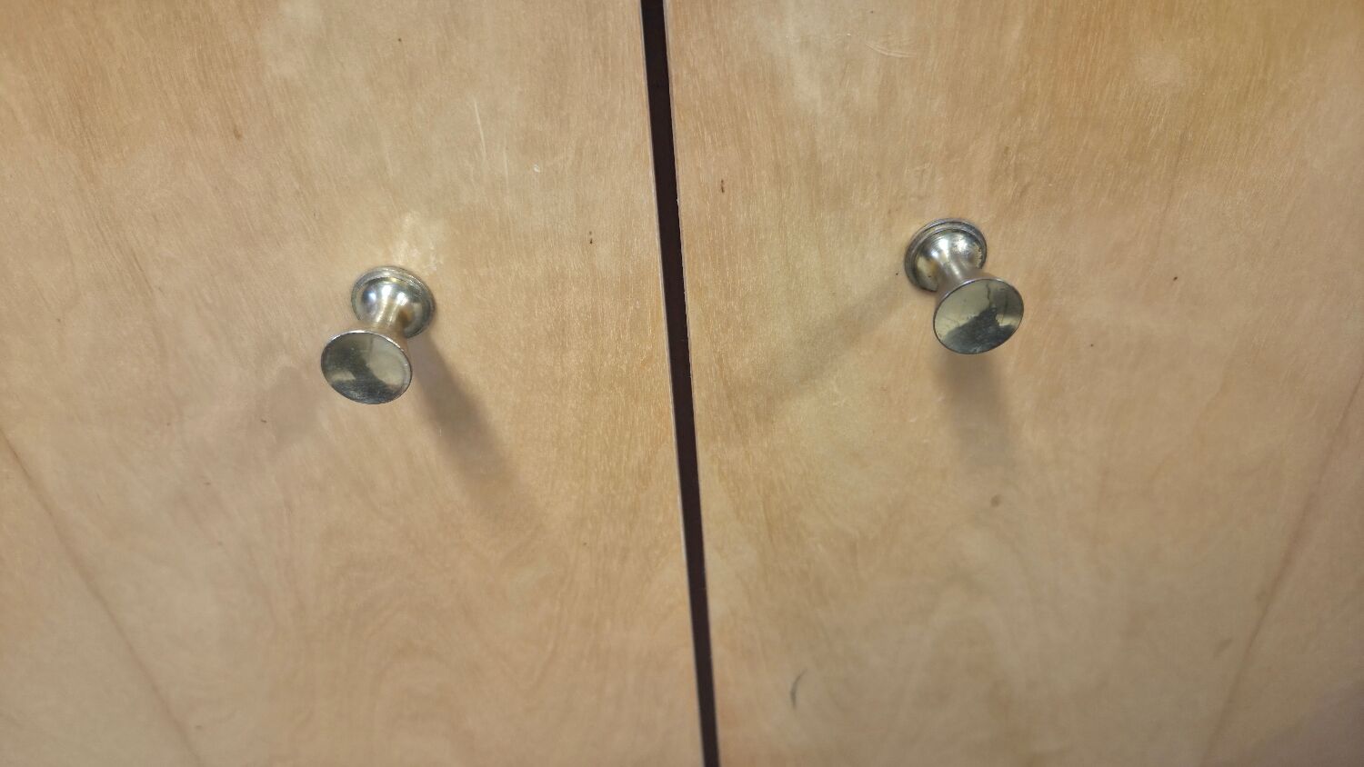 Small enfilade with compass legs from the 1960s.