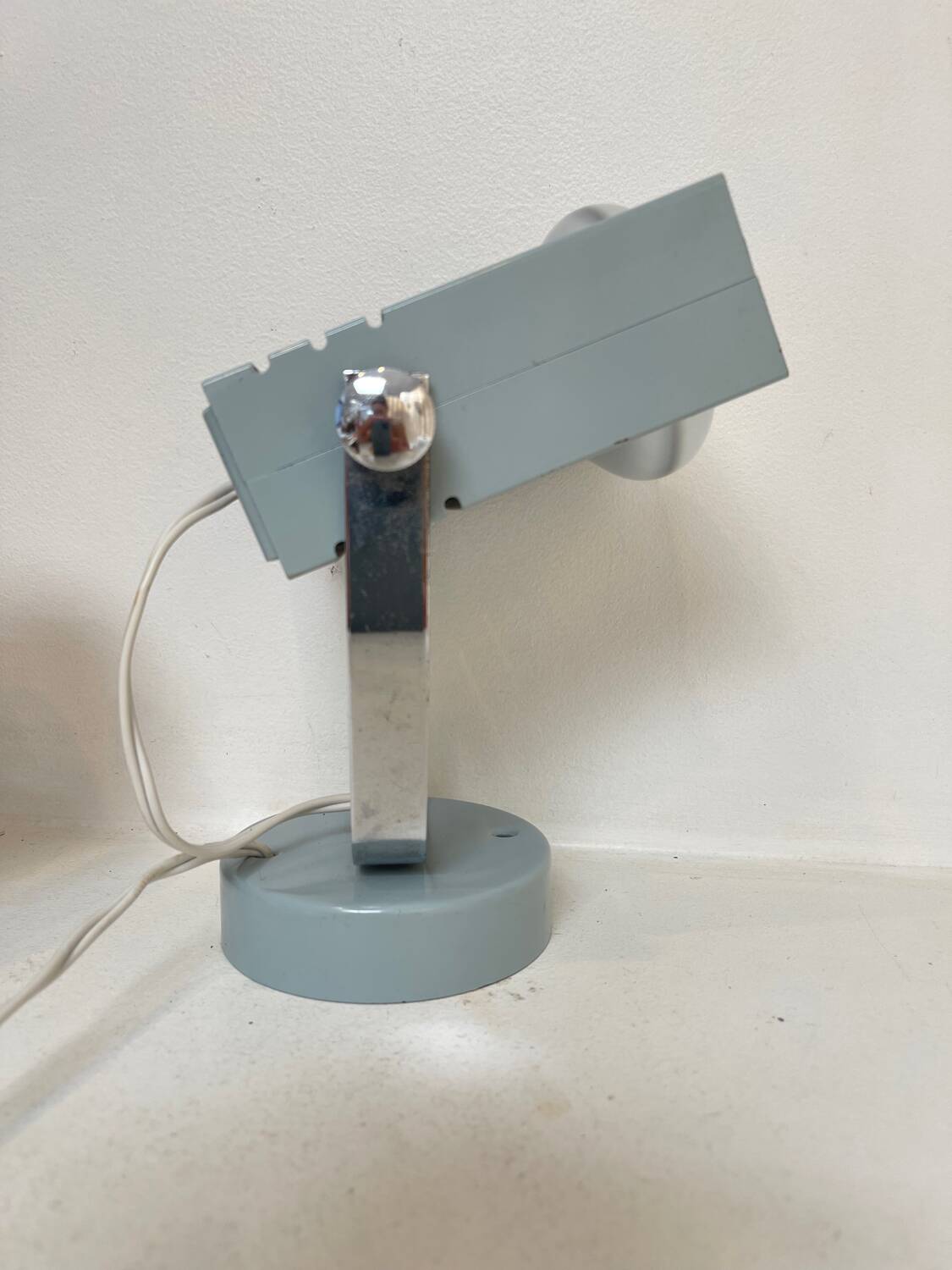 Vintage articulated desk lamp – 1970