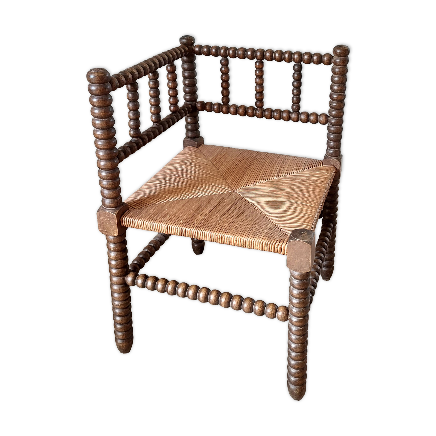 Fauteuil d'angle paillé style arts and crafts