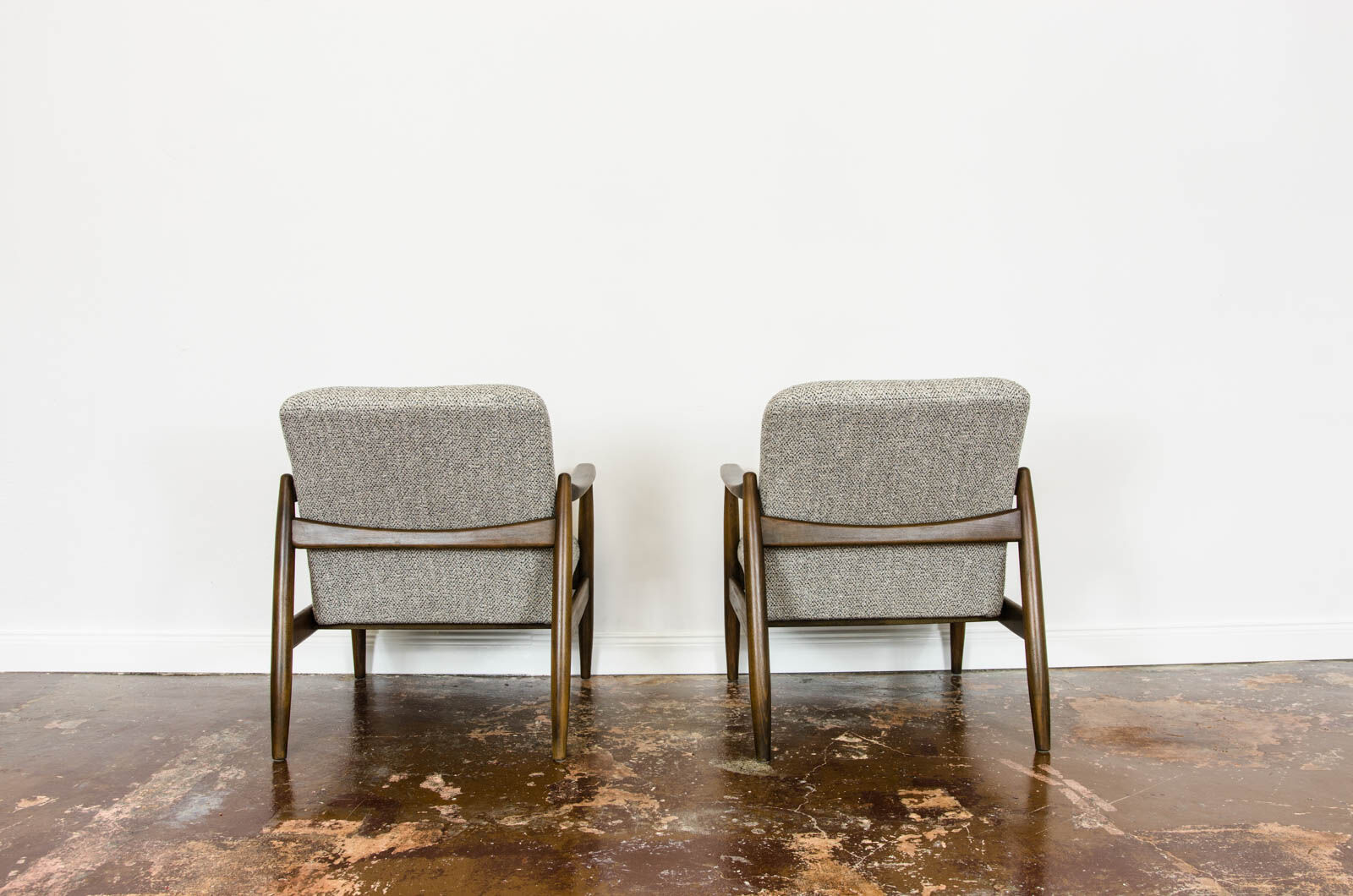 Paire de fauteuils Gfm 64 par Edmund Homa