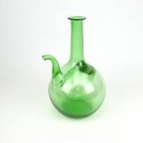 Wine carafe with ice cube reserve