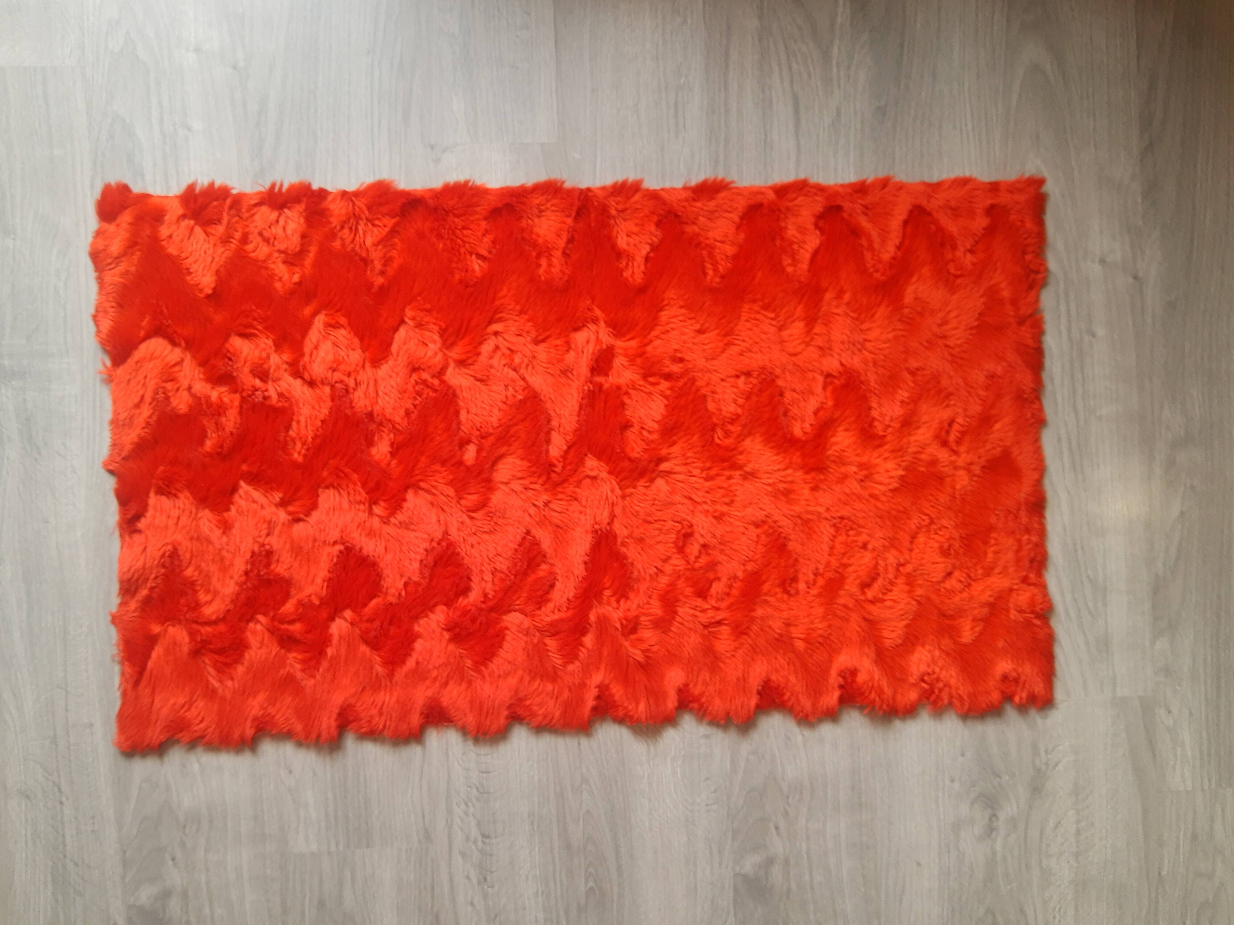 Pelfran rug, red zigzag, vintage 70s