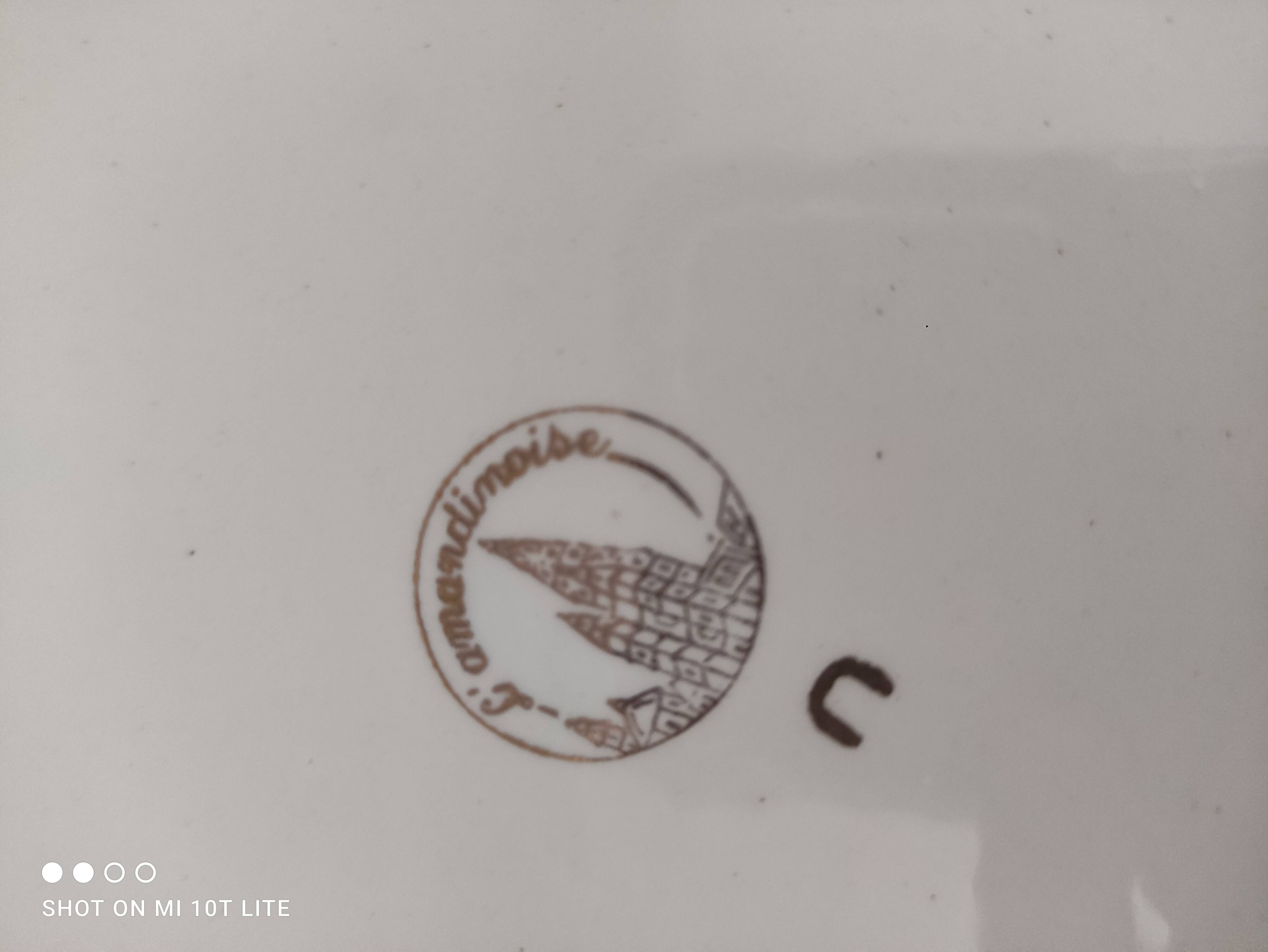 Pie dish with ears in water green and golden frieze l'Amandinoise