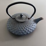 Théière japonaise en fonte