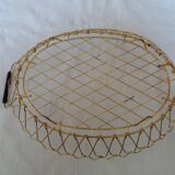 Flat gold metal and scoubidou basket basket