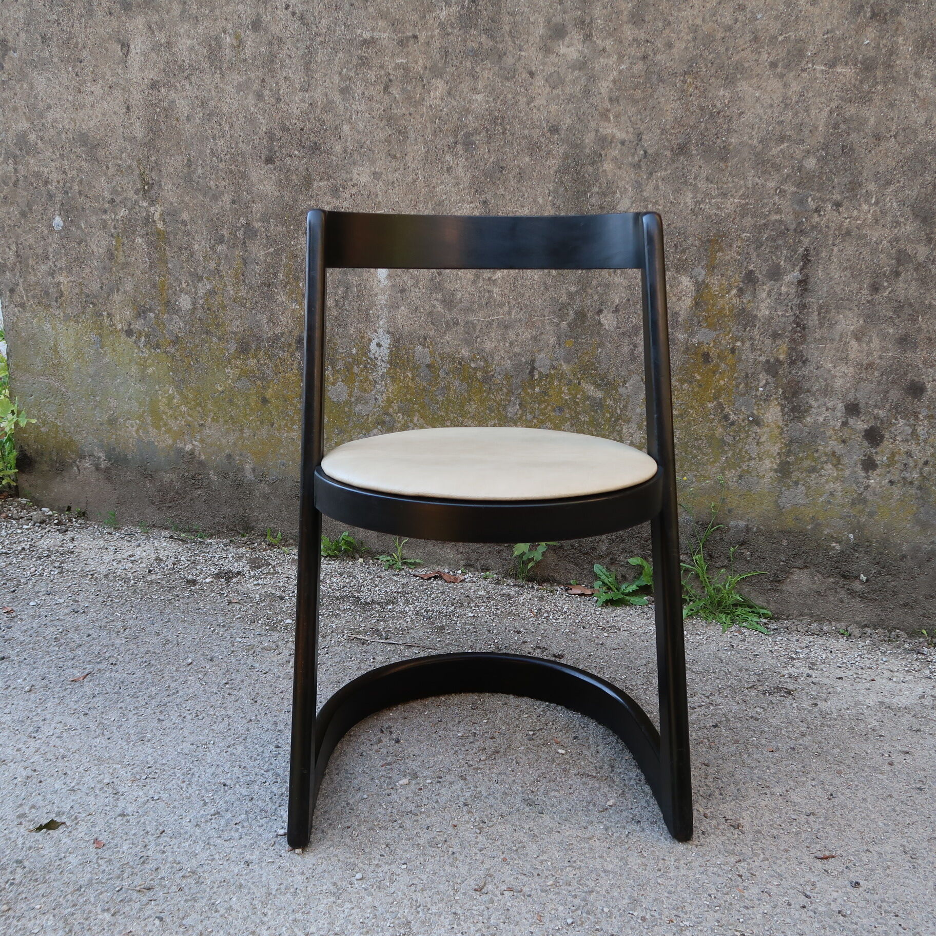 Halpha chair by baumann 1970