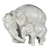 White porcelain figurine of an elephant and baby by Artepiu Este, Italy, 1990s.