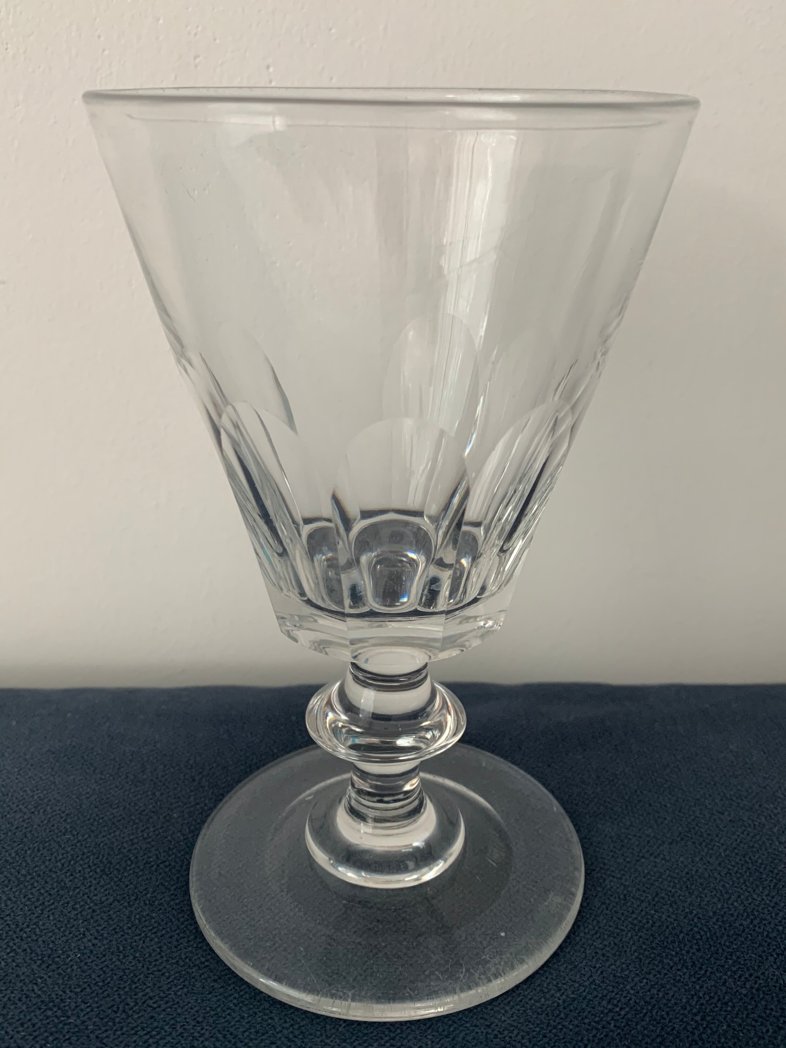 Suite of 5 old Baccarat walking glasses in crystal and glass