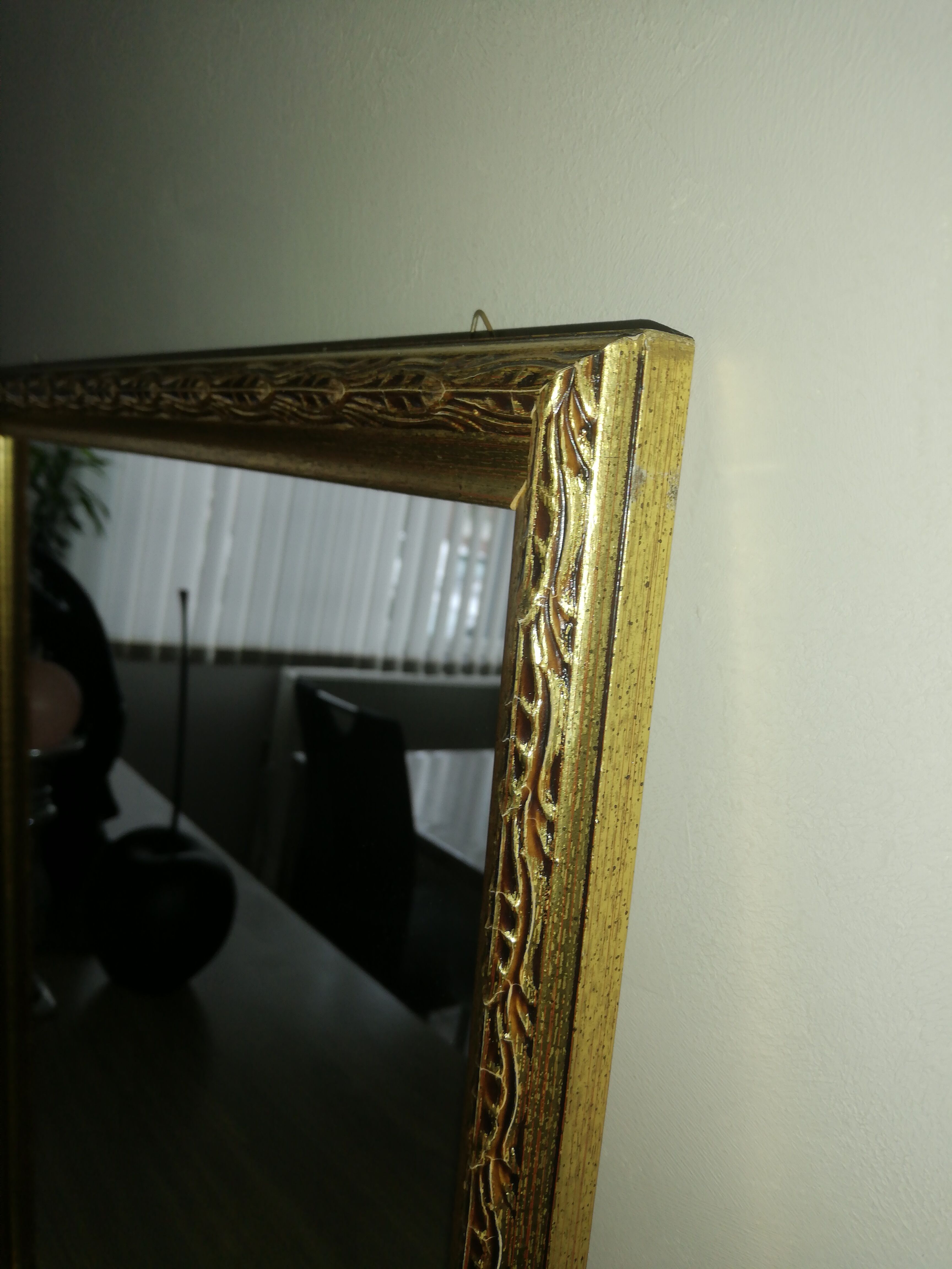 Miroir bois doré - 56x46cm