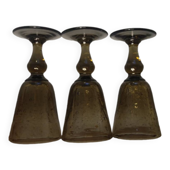 3 wine glasses